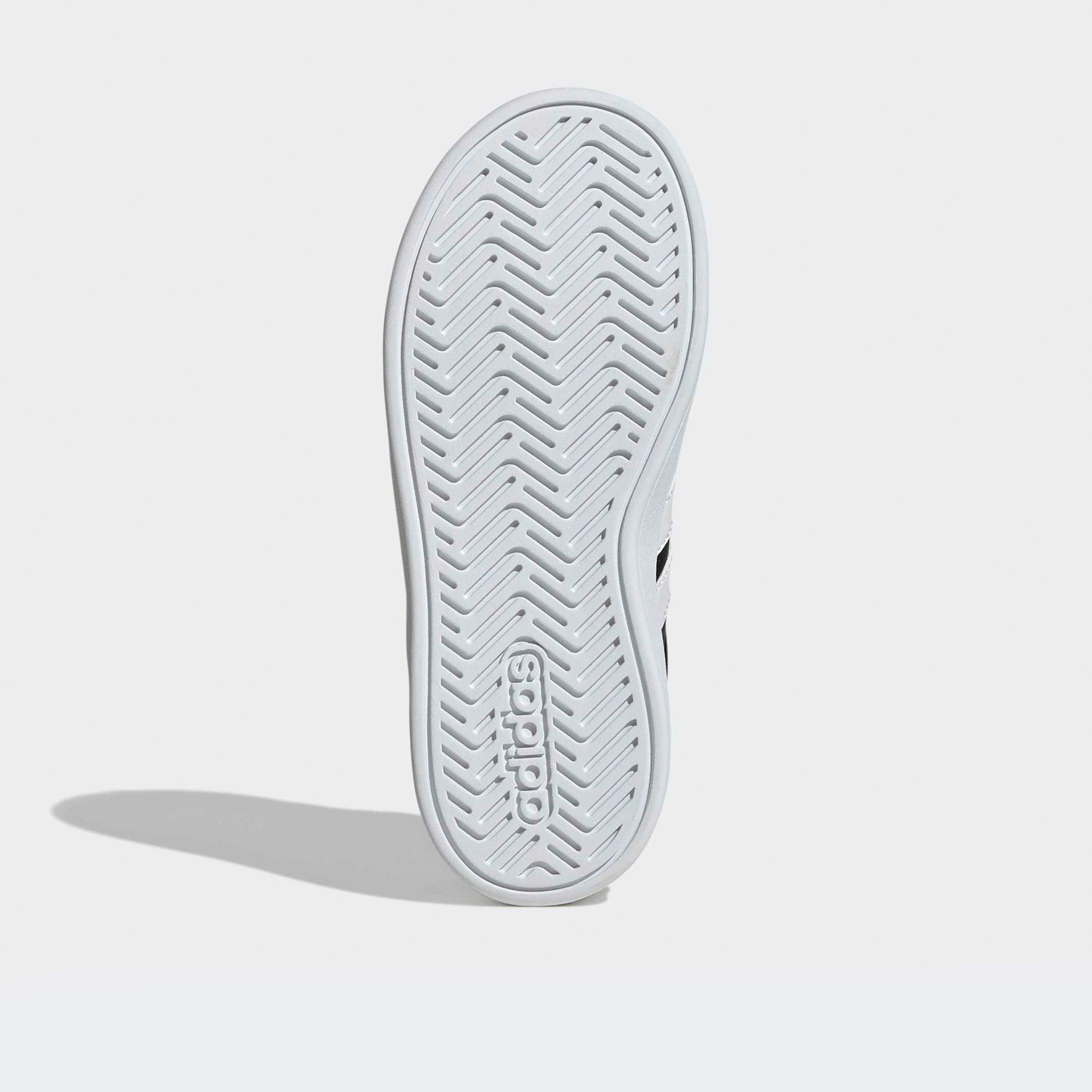 حذاء سنيكرز بشريط إغلاق لاصق جراند كورت 3.0 إي إل للأولاد من أديداس-sports-boys-shoes-image-6