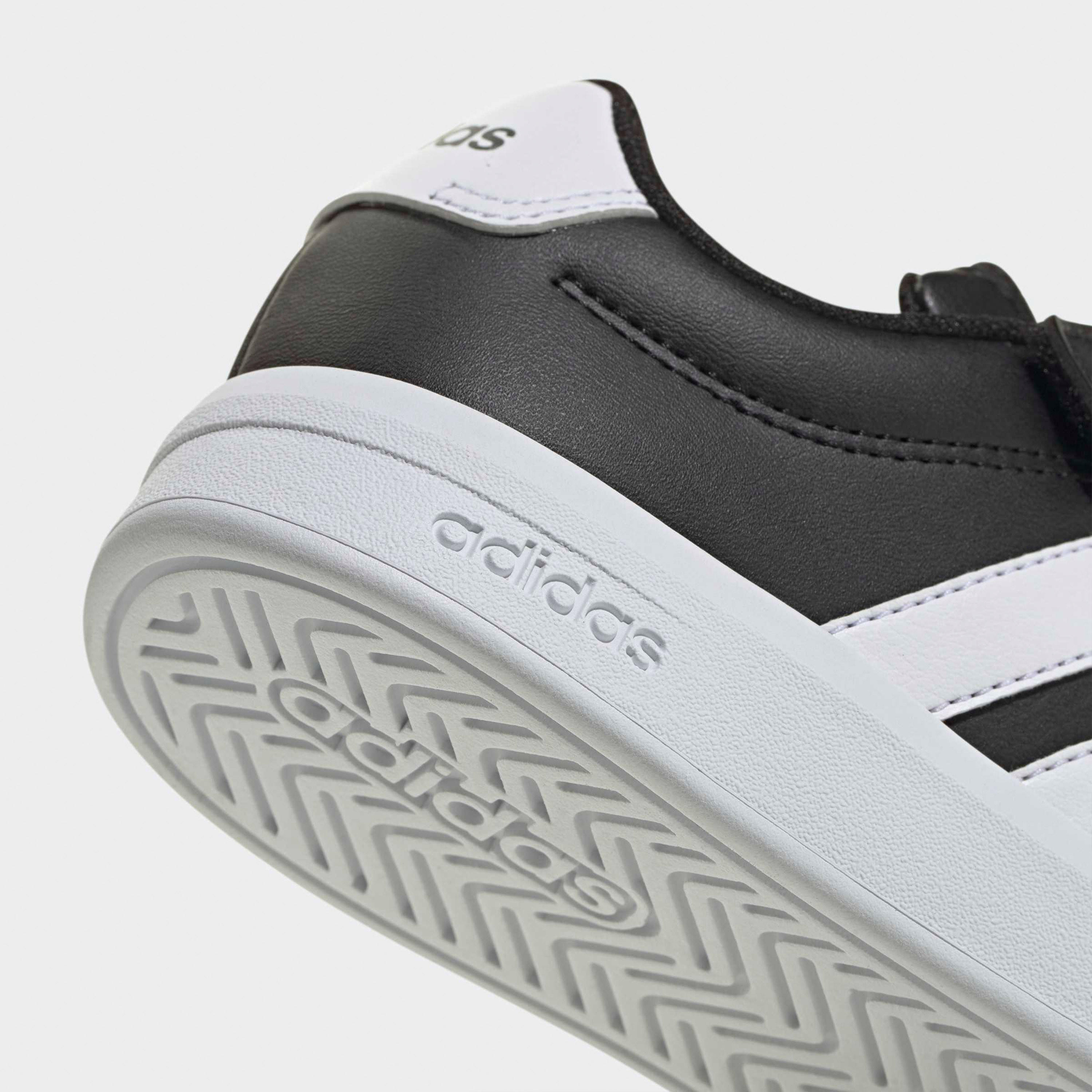حذاء سنيكرز بشريط إغلاق لاصق جراند كورت 3.0 إي إل للأولاد من أديداس-sports-boys-shoes-image-7
