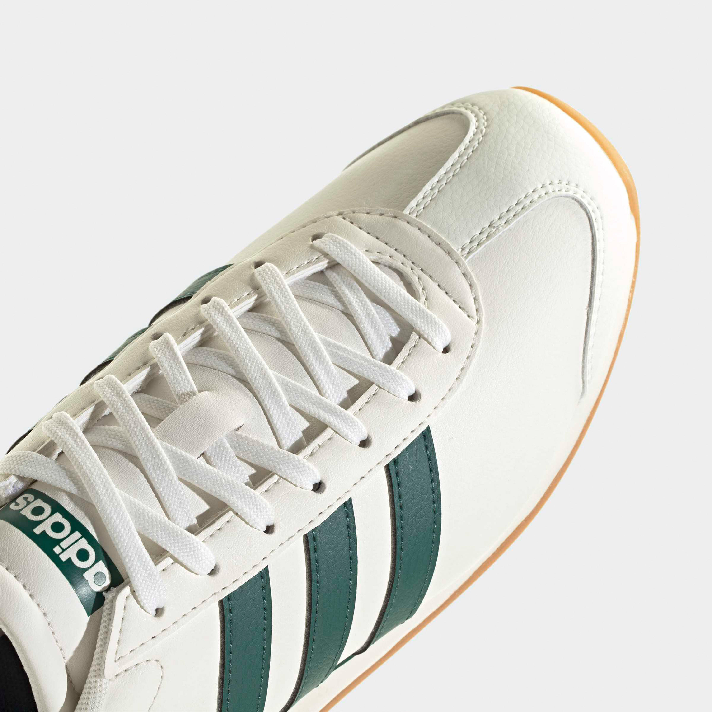 حذاء رياضي مخطط برباط إغلاق ران فيستا للرجال من أديداس-sports-men-shoes-image-6