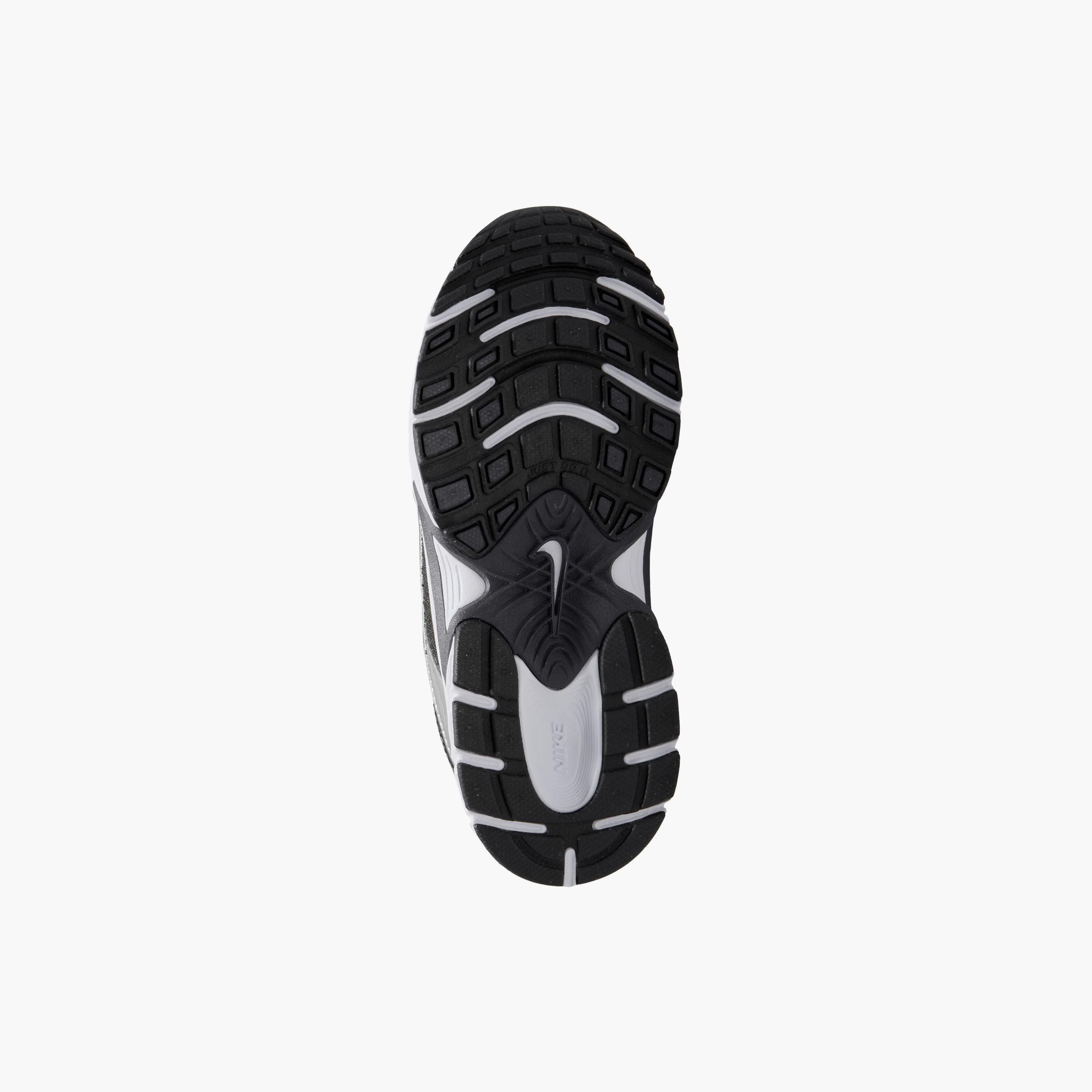 حذاء سنيكرز برباط إغلاق "نايك في5 آر إن آر بي بي" للأولاد من نايك - HQ6412-001-boys-shoes-sneakers-image-3