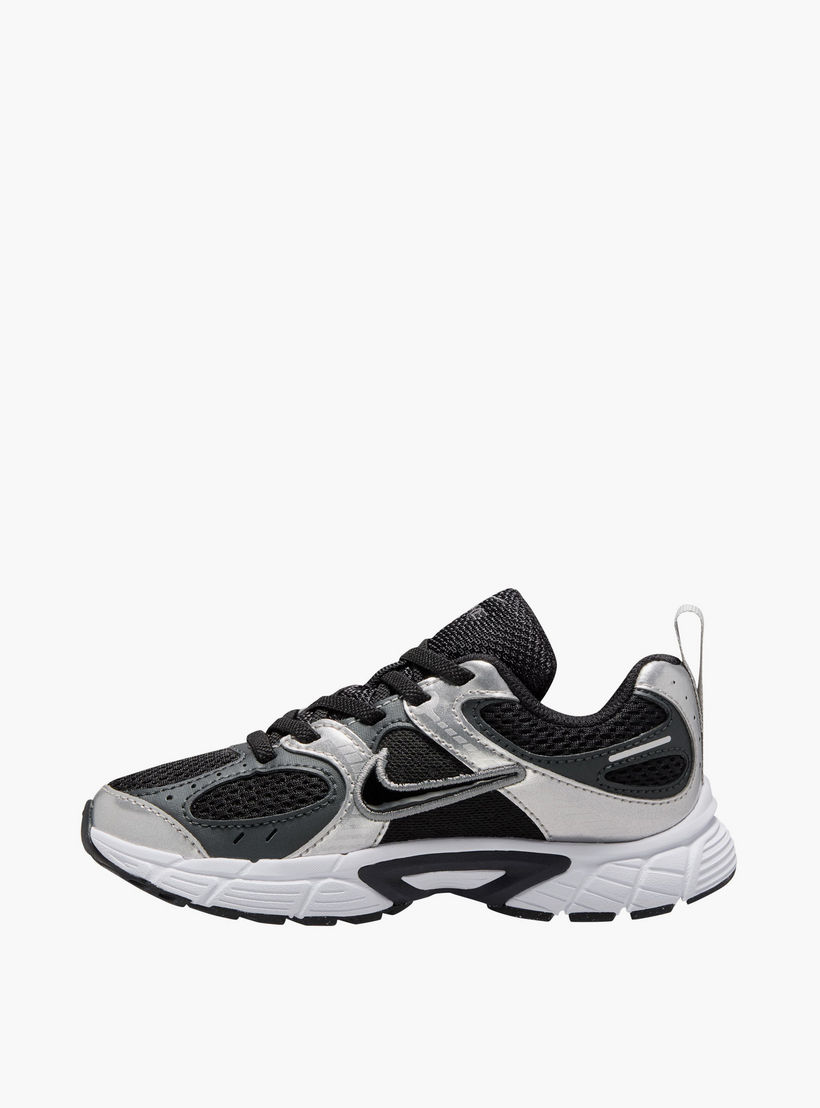 حذاء سنيكرز برباط إغلاق "نايك في5 آر إن آر بي بي" للأولاد من نايك - HQ6412-001-boys-shoes-sneakers-image-4