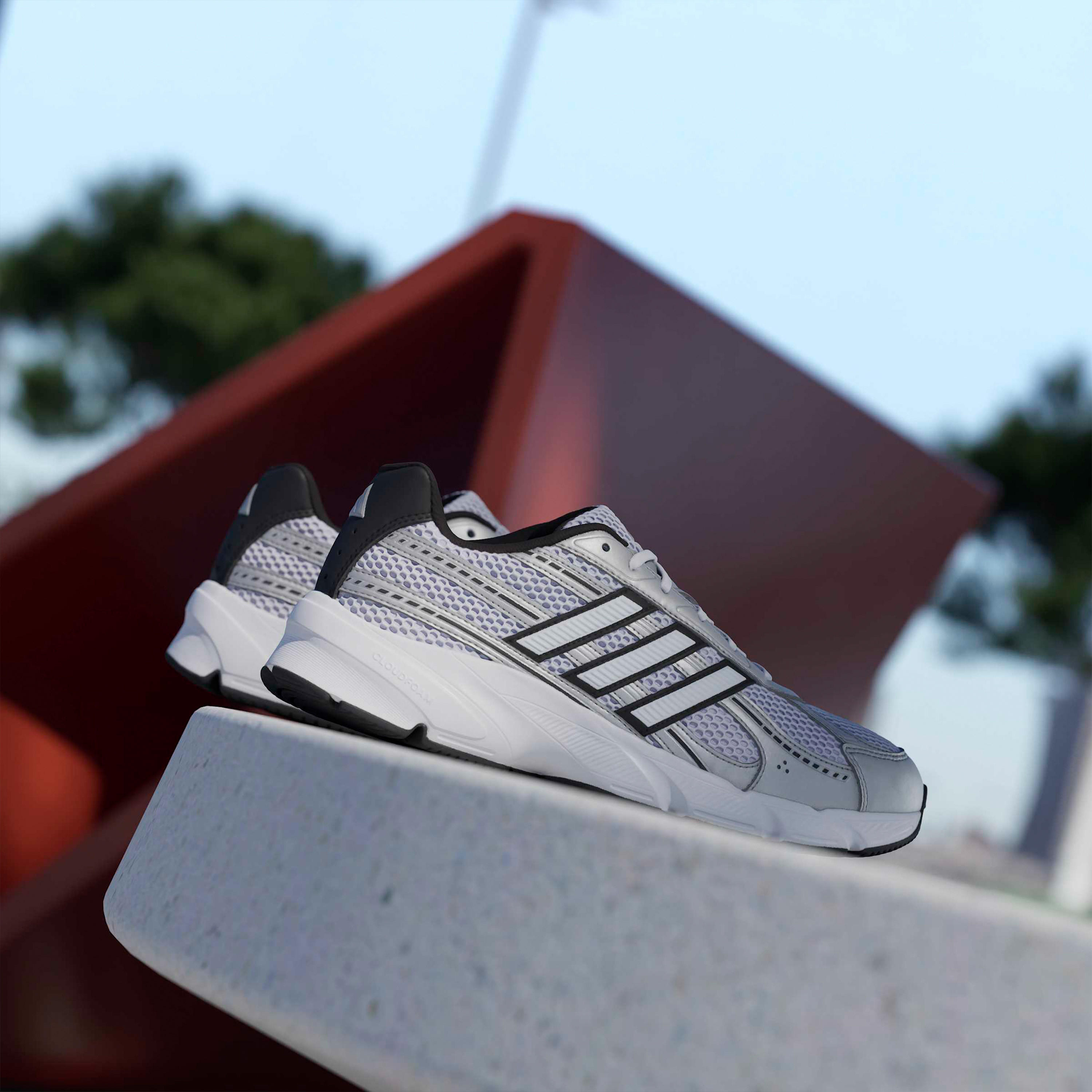 حذاء رياضي تكنوكيوس 2000 برباط إغلاق للرجال من أديداس-sports-men-shoes-image-11