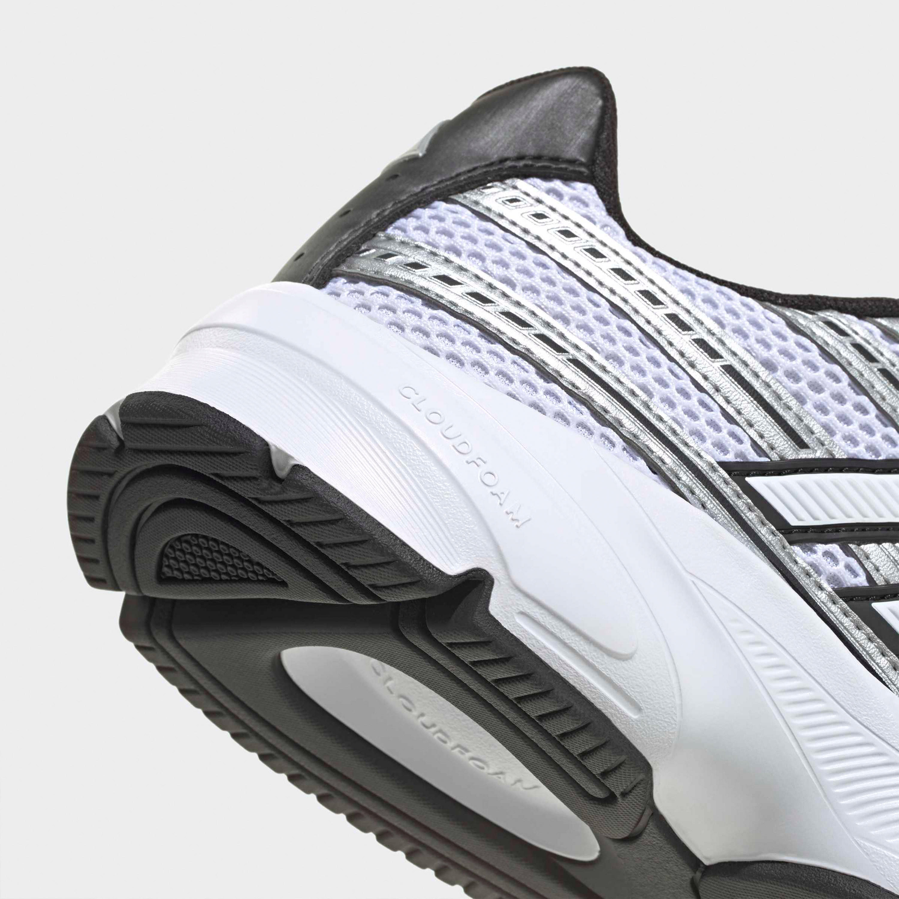 حذاء رياضي تكنوكيوس 2000 برباط إغلاق للرجال من أديداس-sports-men-shoes-image-5