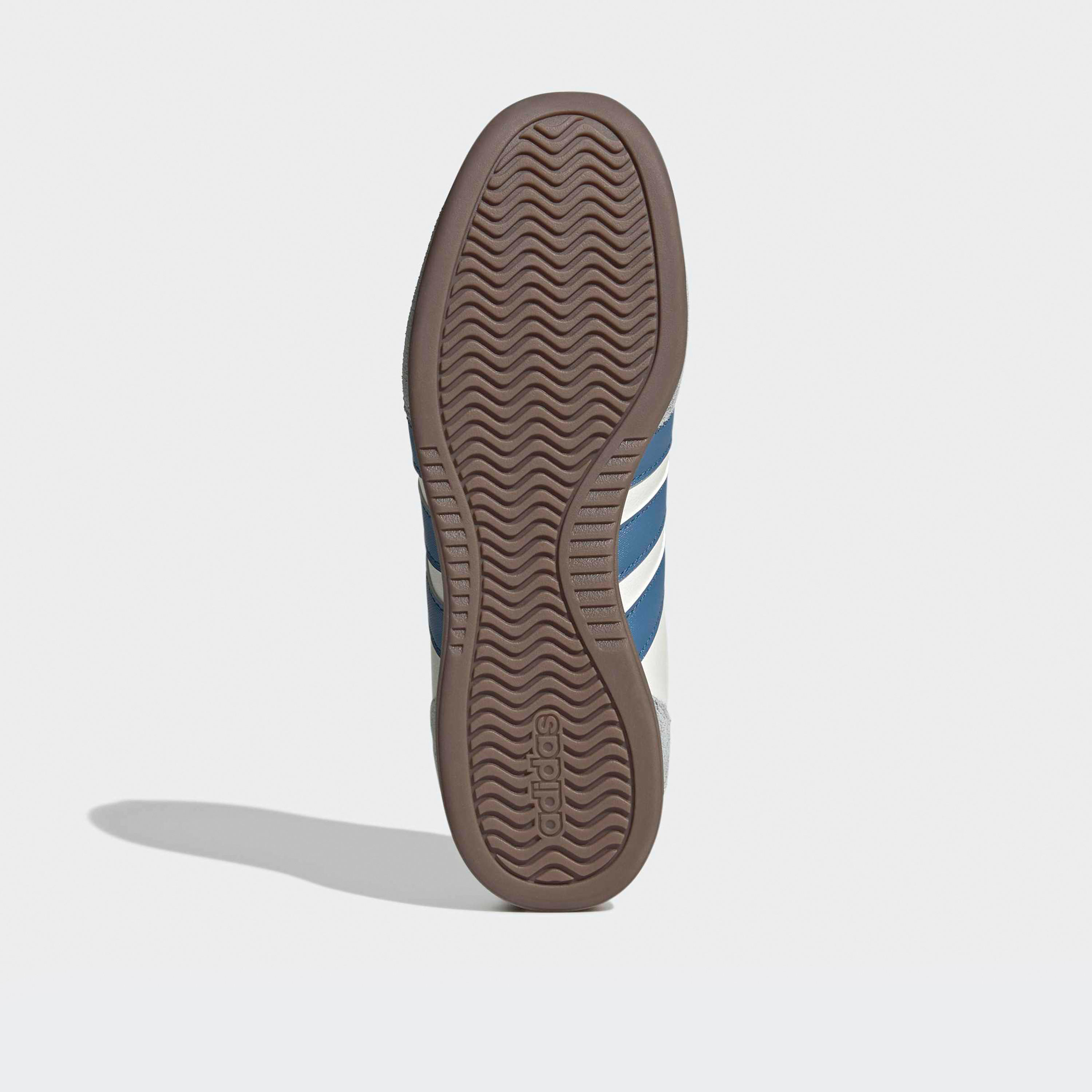 حذاء سنيكرز بطول الكاحل ورباط إغلاق باريدا للنساء من أديداس-sports-women-shoes-image-6