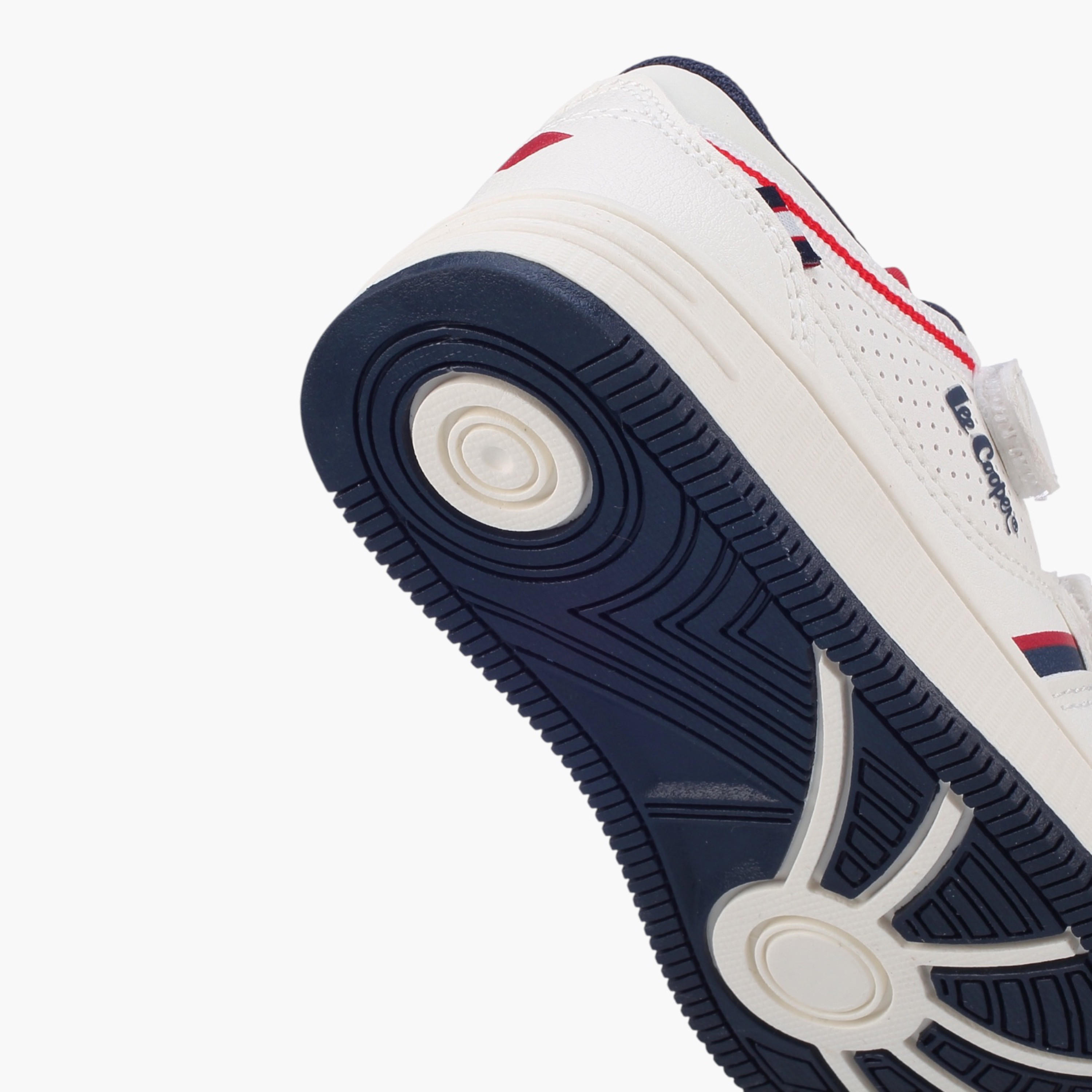 حذاء سنيكرز بشريط إغلاق لاصق للأولاد من لي كوبر-boys-shoes-sneakers-image-5
