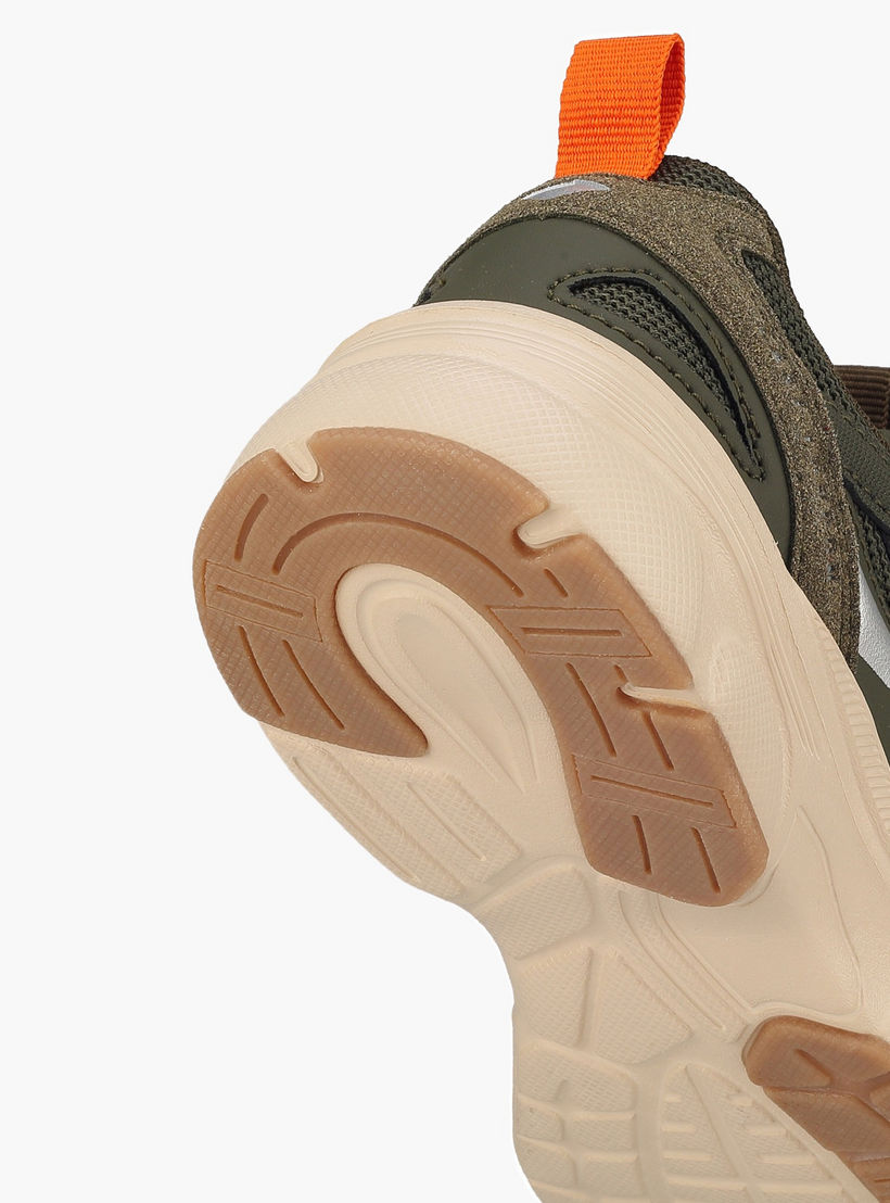 حذاء سنيكرز طول الكاحل بشريط إغلاق للأولاد من لي كوبر-boys-shoes-sneakers-image-5