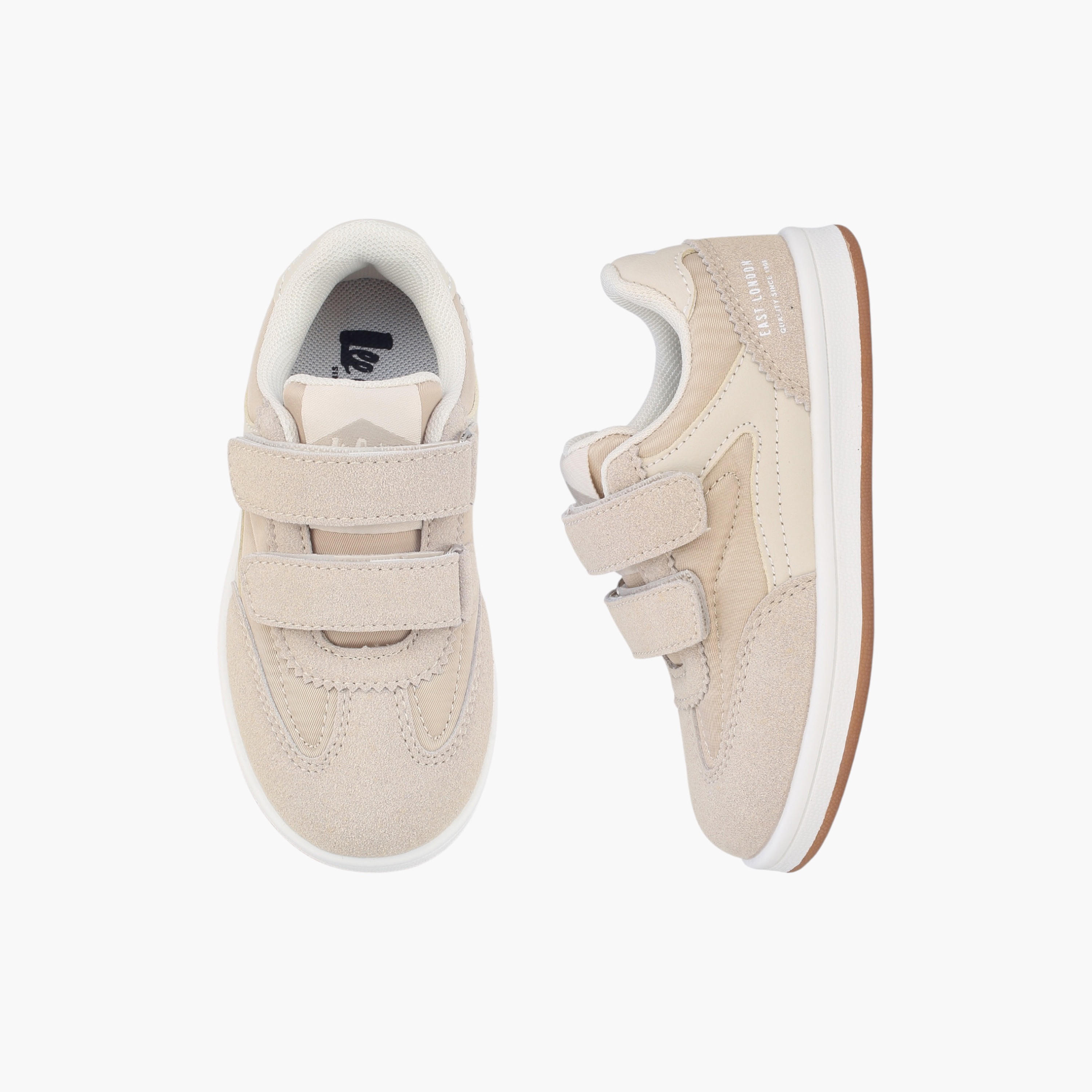 حذاء سنيكرز بشريط إغلاق لاصق للأطفال من لي كوبر-girls-shoes-sneakers-image-1