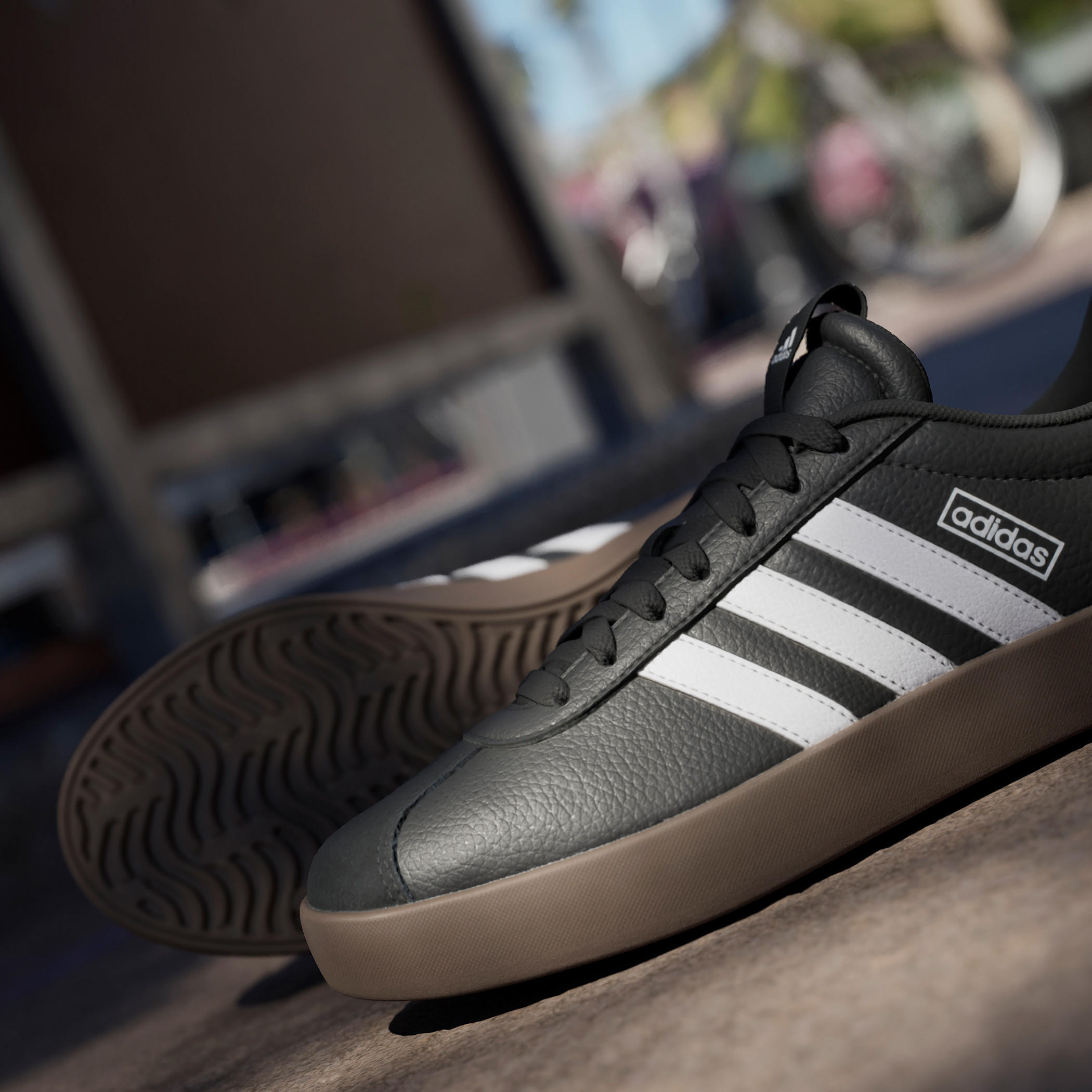 حذاء سنيكرز سادة برباط إغلاق للنساء من أديداس - VL COURT 3.0-sports-women-shoes-image-16