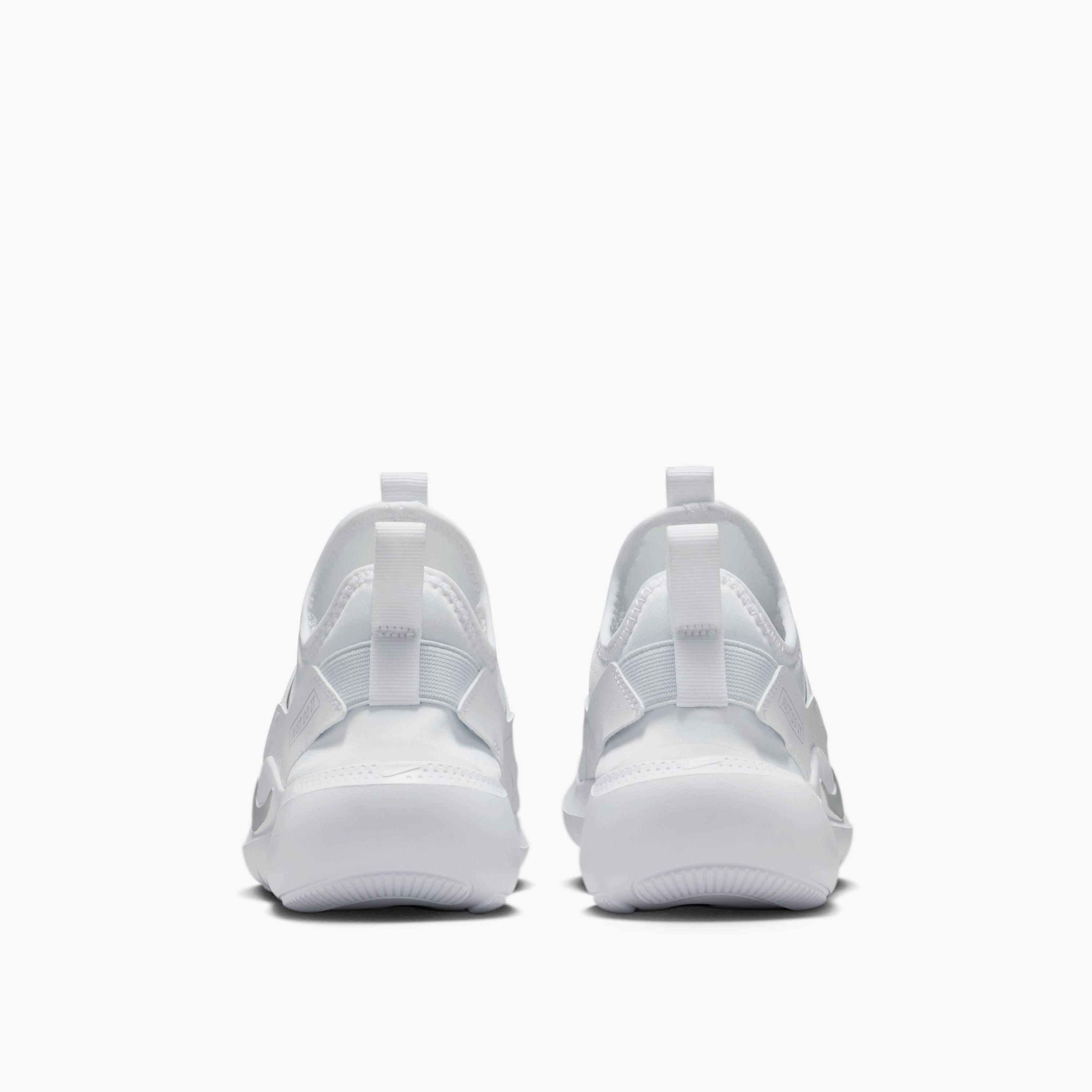 حذاء مدرسي سهل الارتداء "فليكس رونر 4 جي إس" للأولاد من نايك - IF2893-102-boys-shoes-schoolshoes-image-6