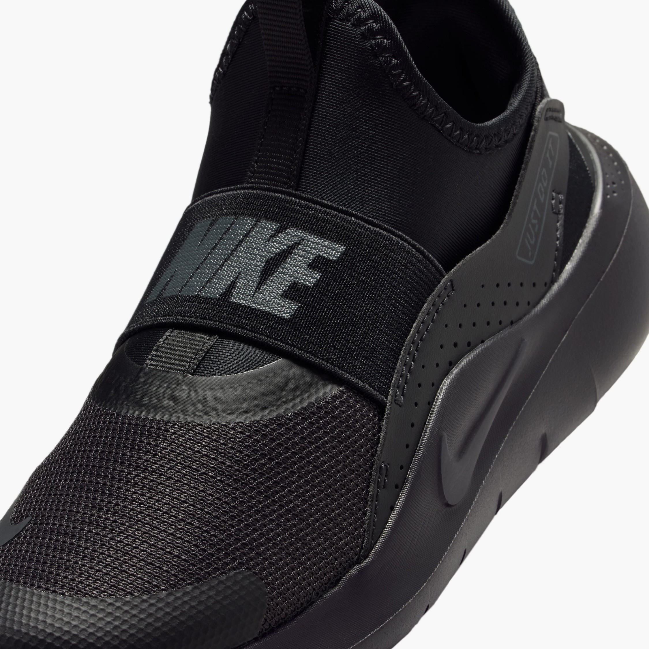 حذاء مدرسي سهل الارتداء "فليكس رونر 4 بي إس" للأولاد من نايك - IF2894-001-boys-shoes-schoolshoes-image-10