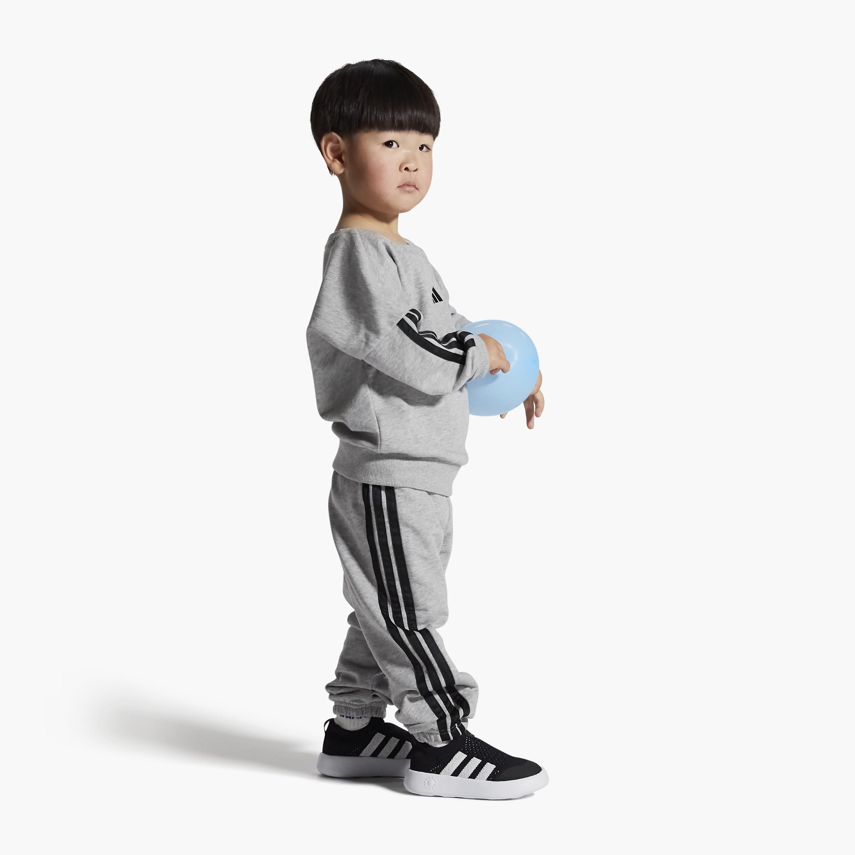 حذاء رياضي سهل الارتداء I بابل كومفي للأولاد من أديداس - IH1264-boys-shoes-schoolshoes-image-4