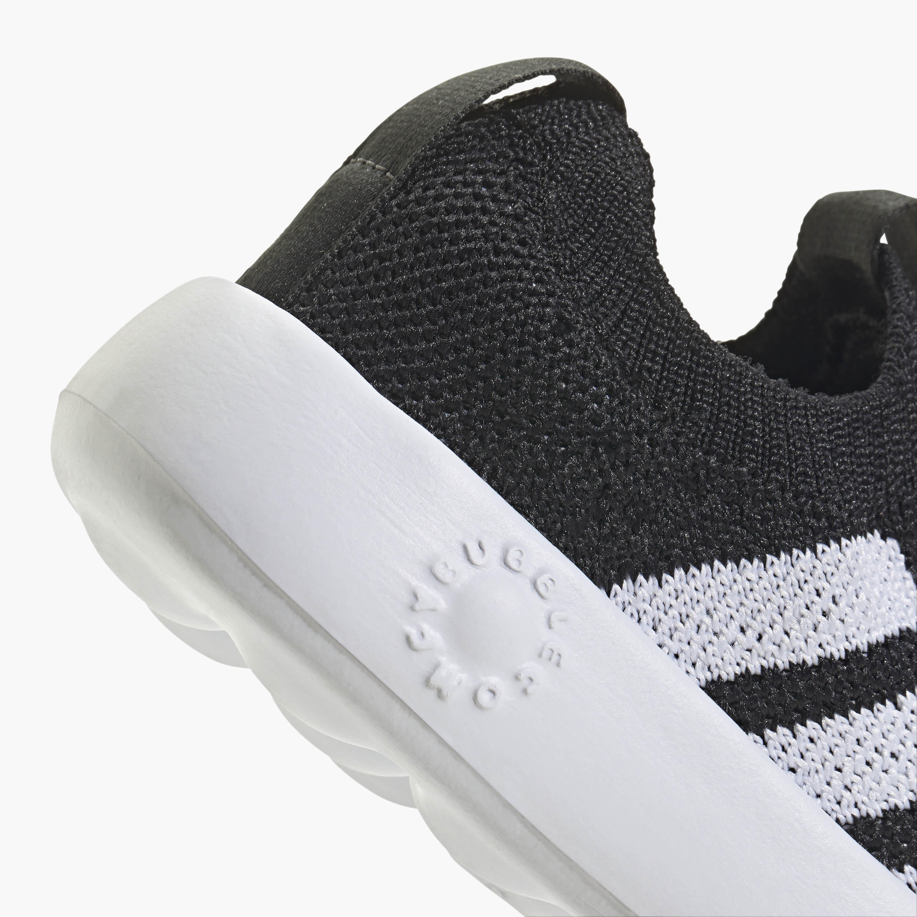 حذاء رياضي سهل الارتداء I بابل كومفي للأولاد من أديداس - IH1264-boys-shoes-schoolshoes-image-6