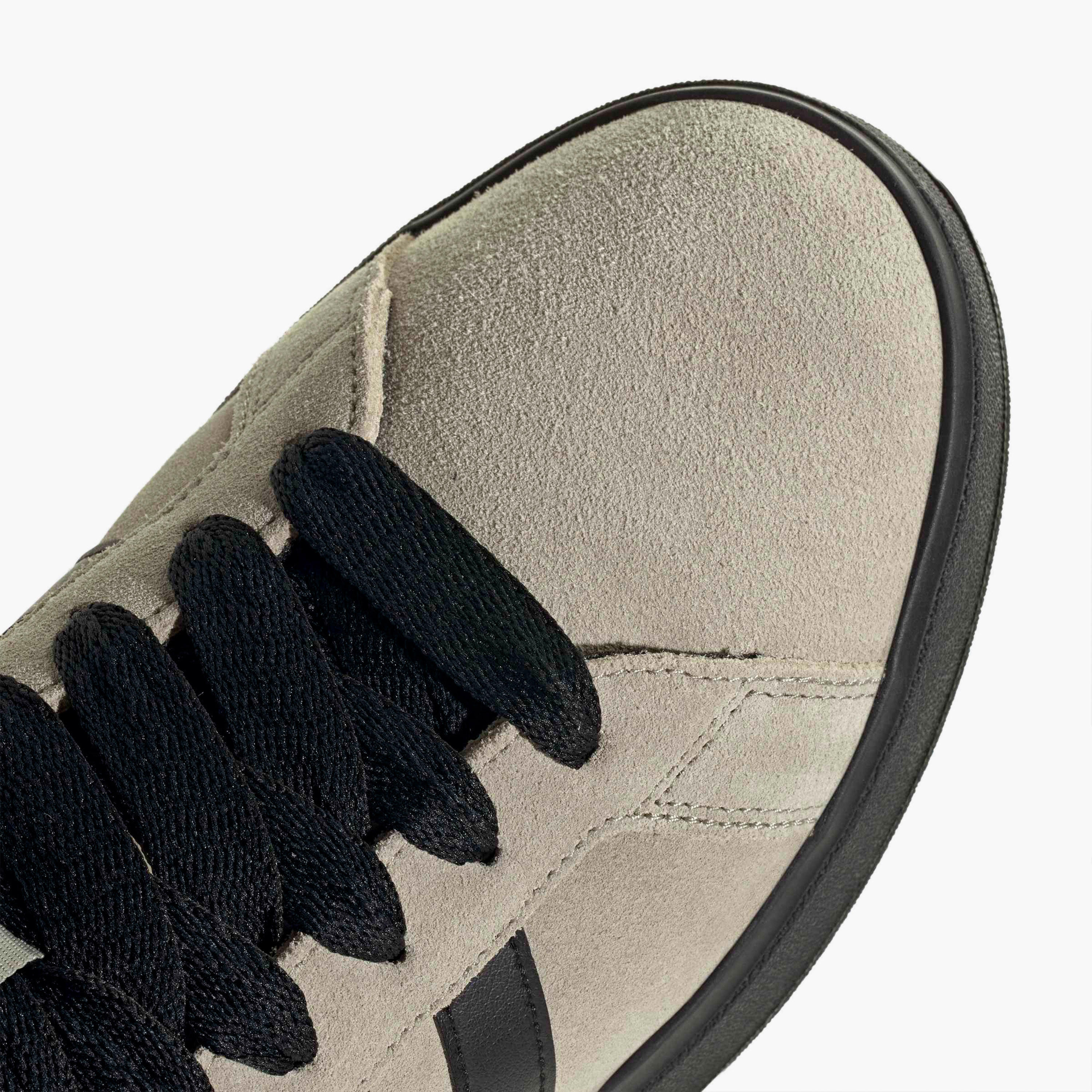 حذاء سنيكرز برباط إغلاق وطول الكاحل جراند كورت باس 00أس للرجال من أديداس-sports-men-shoes-image-7