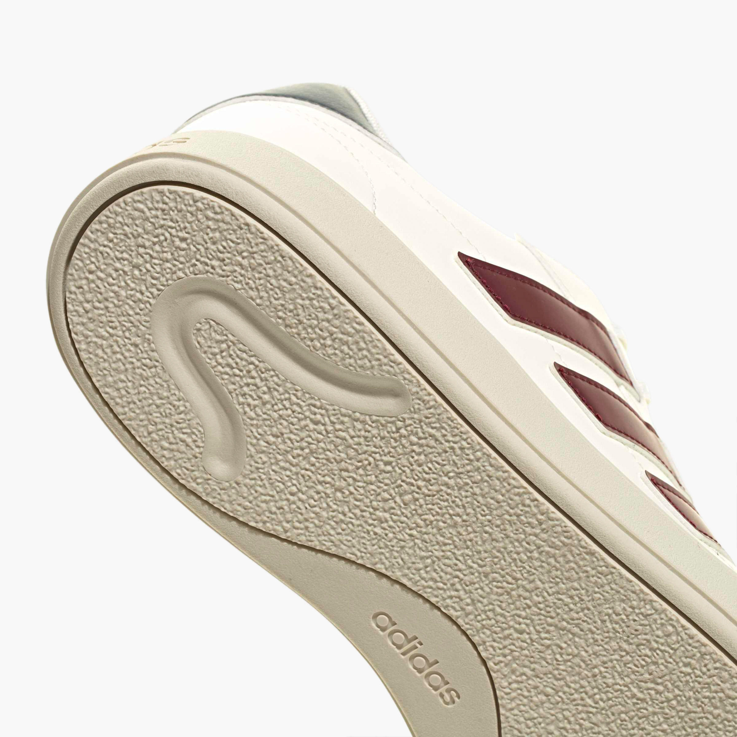 حذاء سنيكرز برباط كورتبلوك للرجال من أديداس-sports-men-shoes-image-8