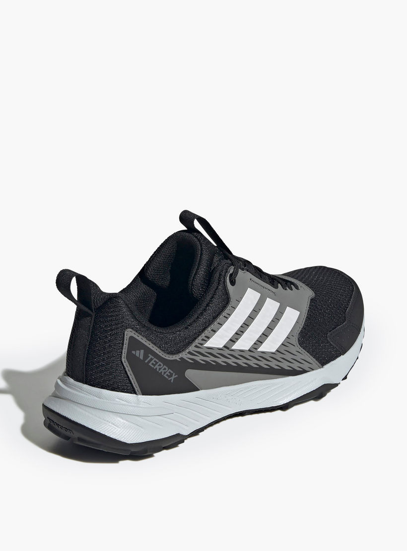 حذاء رياضي برباط إغلاق تيريكس تريسفايندر للنساء من أديداس-women-shoes-sports-image-3