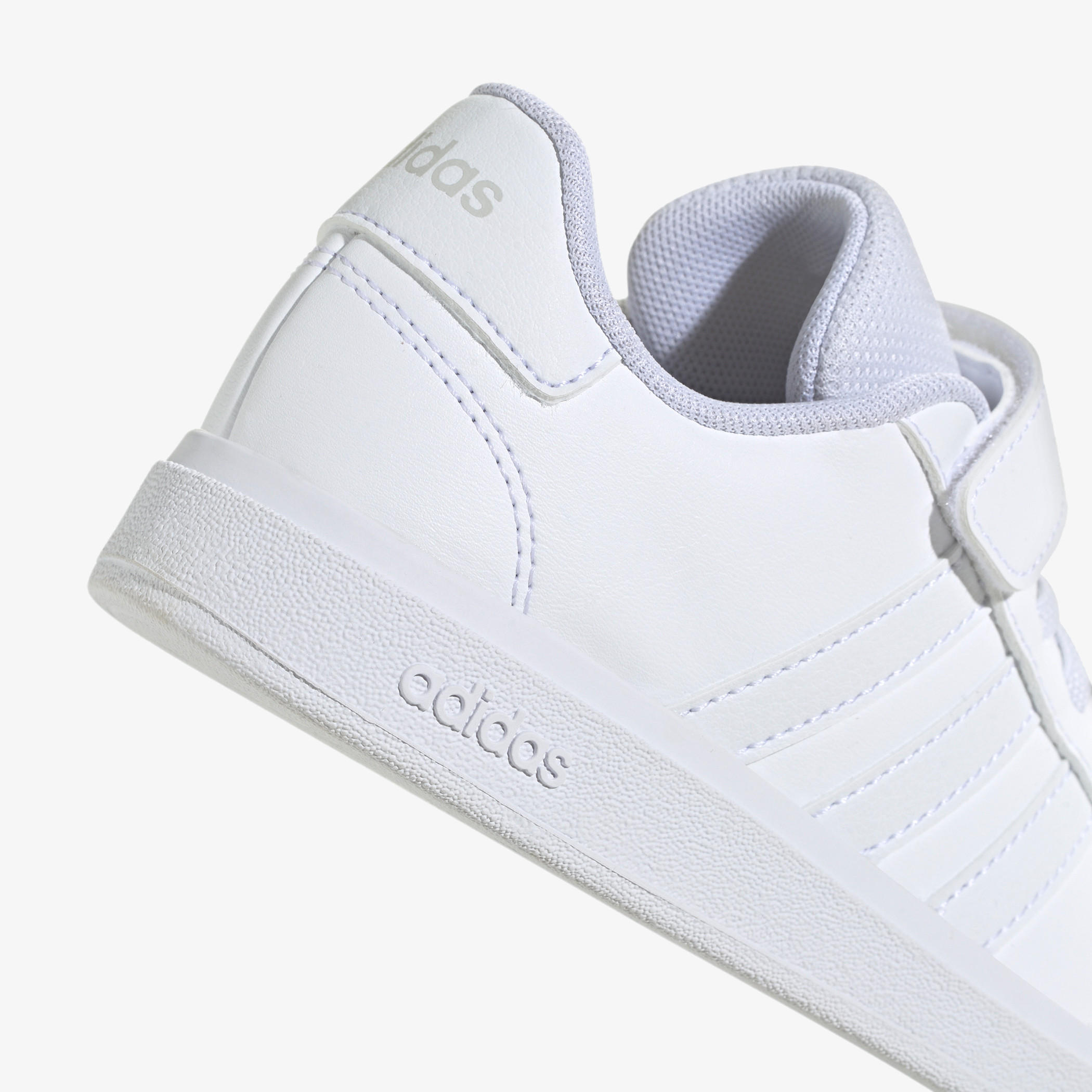 حذاء مدرسي سادة بشريط إغلاق للأولاد من أديداس - GRAND COURT 2.0 EL C-boys-shoes-schoolshoes-image-7