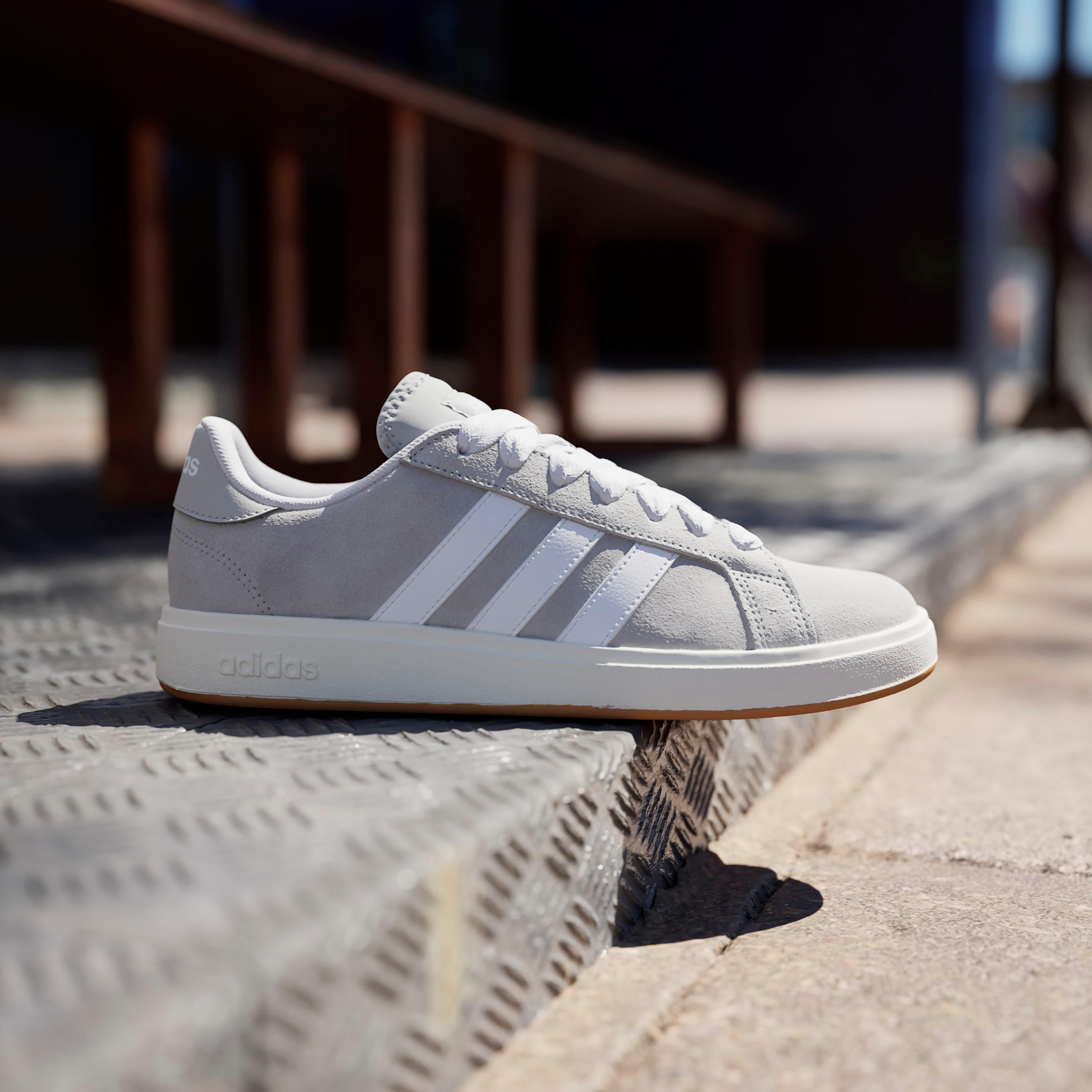 حذاء سنيكرز جراند كورت بيس 00 برباط إغلاق للرجال من أديداس-men-shoes-sneakers-image-8