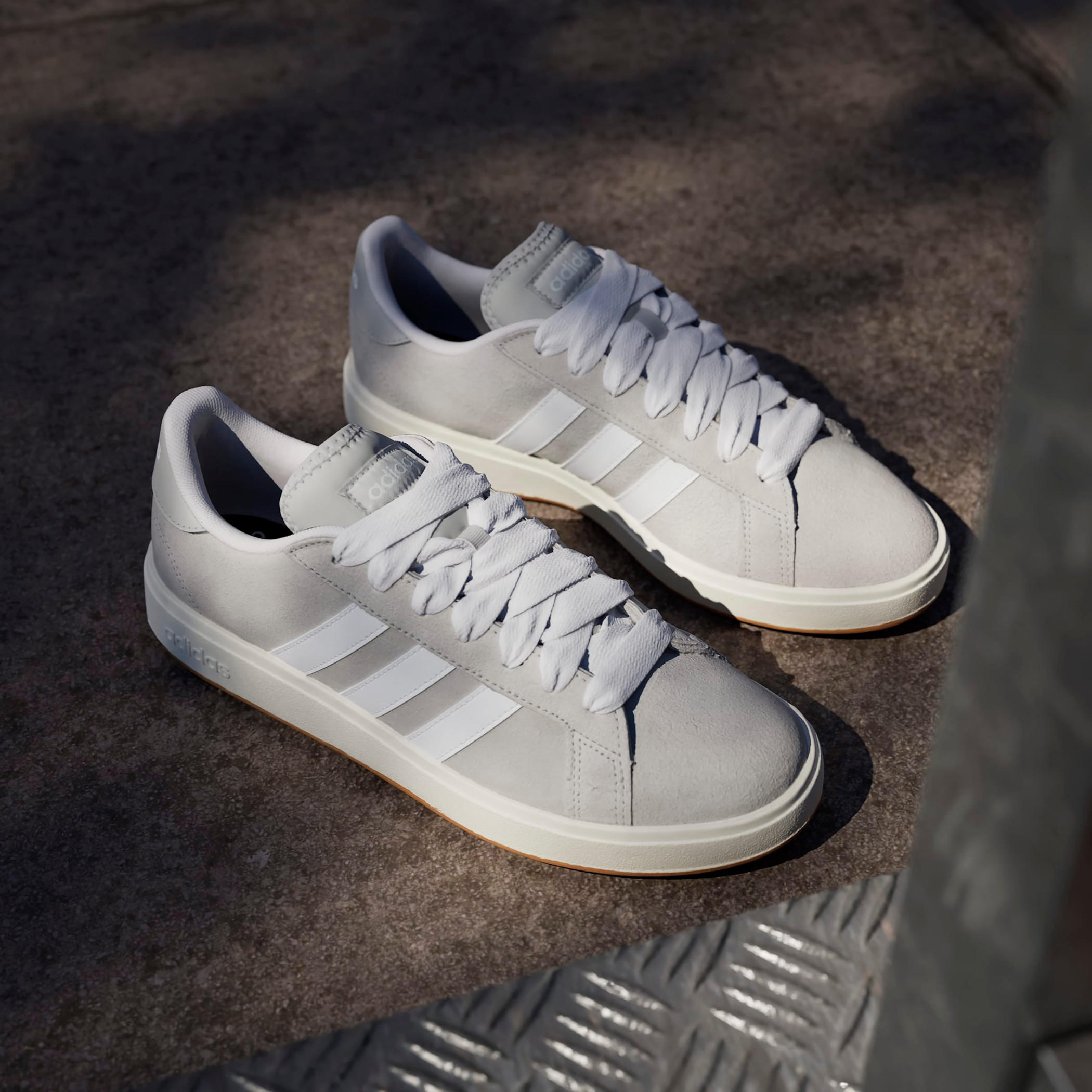 حذاء سنيكرز جراند كورت بيس 00 برباط إغلاق للرجال من أديداس-men-shoes-sneakers-image-9