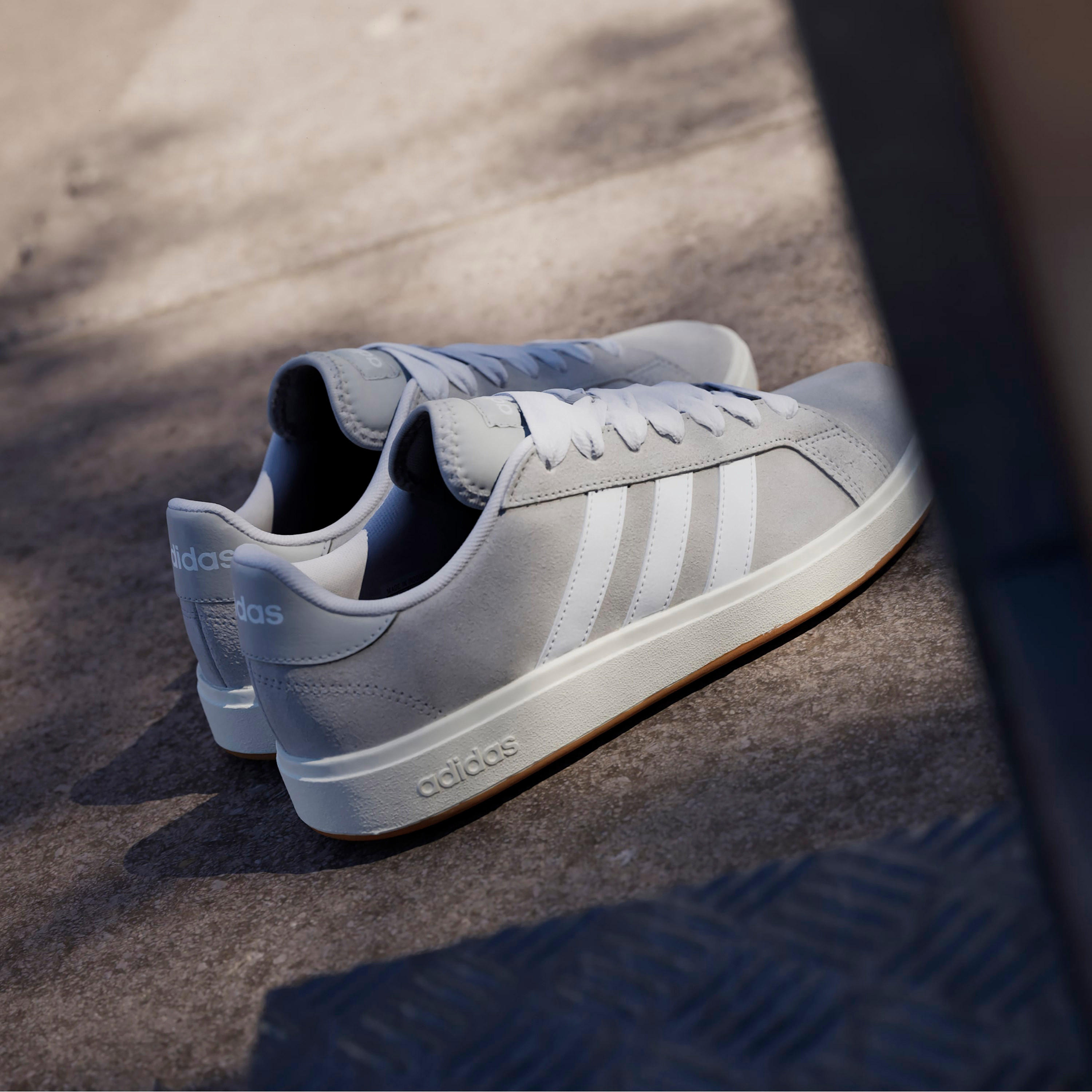 حذاء سنيكرز جراند كورت بيس 00 برباط إغلاق للرجال من أديداس-men-shoes-sneakers-image-10
