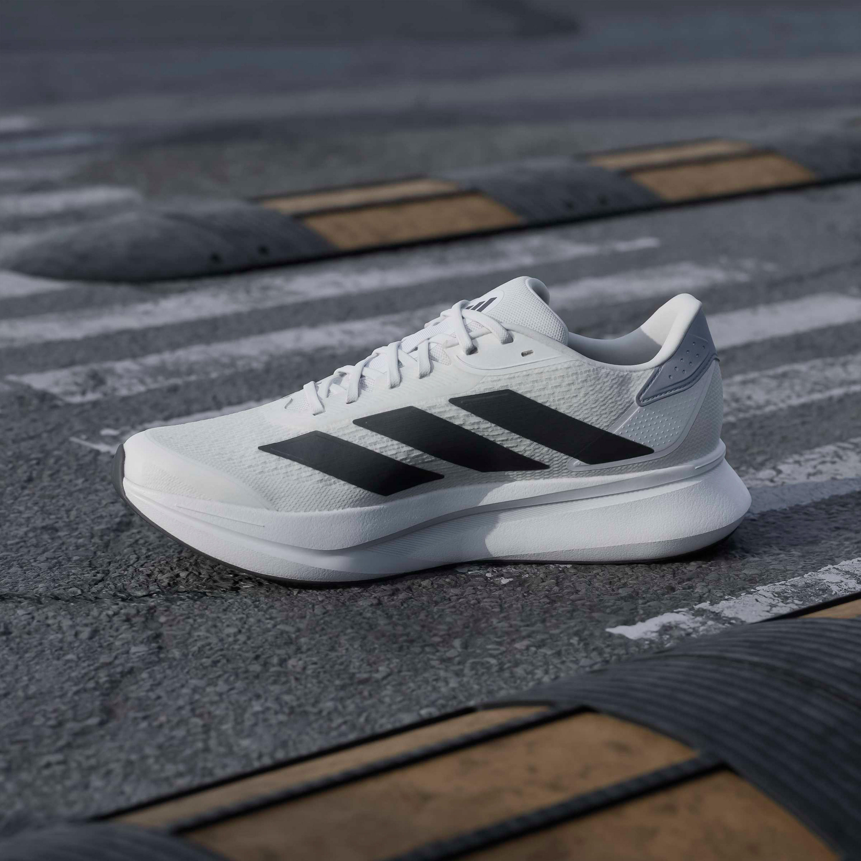 حذاء جري دورامو إس إل 2 برباط للرجال من أديداس-sports-men-shoes-image-12