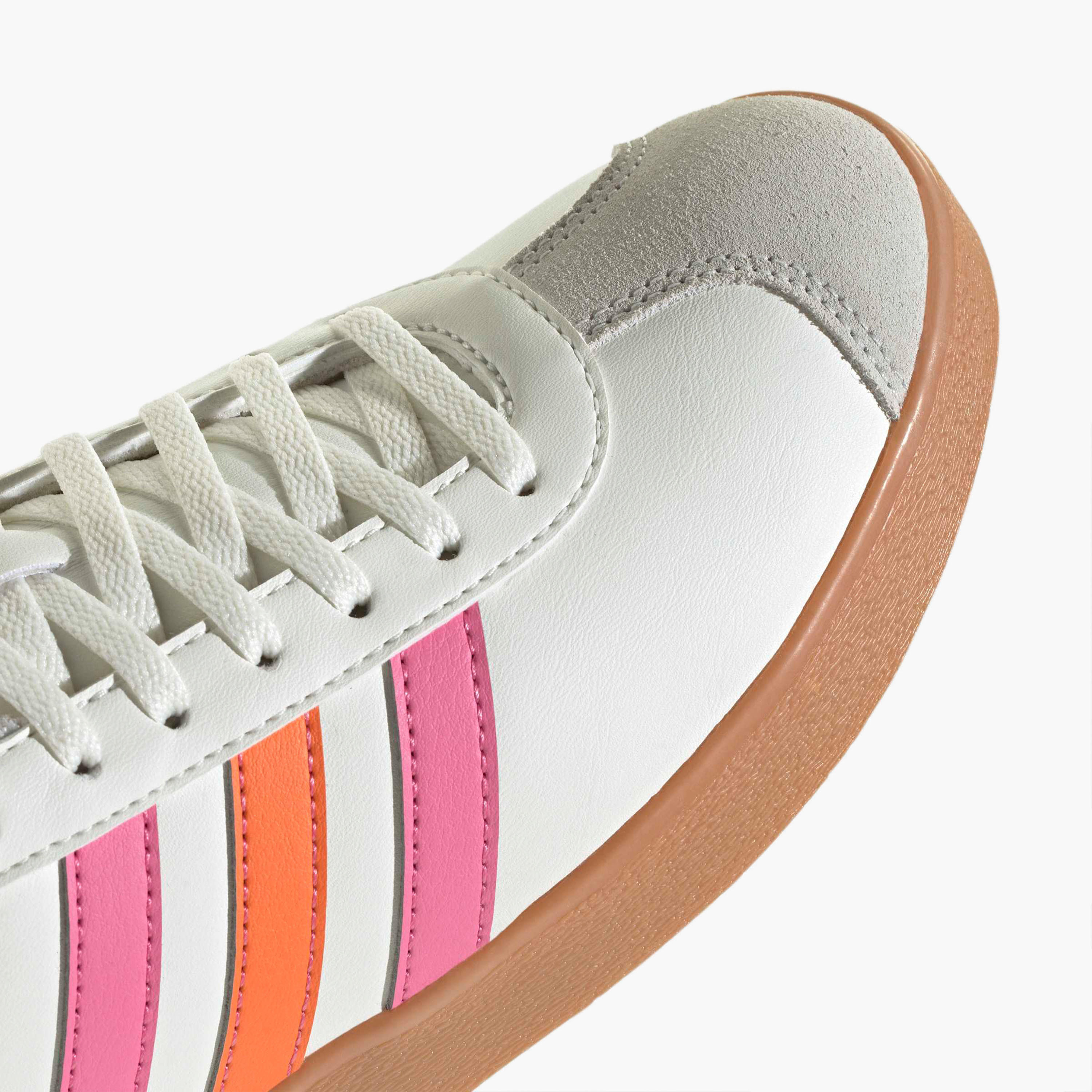 حذاء سنيكرز في إل كورت بيس برباط إغلاق للكاحل للنساء من أديداس-sports-women-shoes-image-8