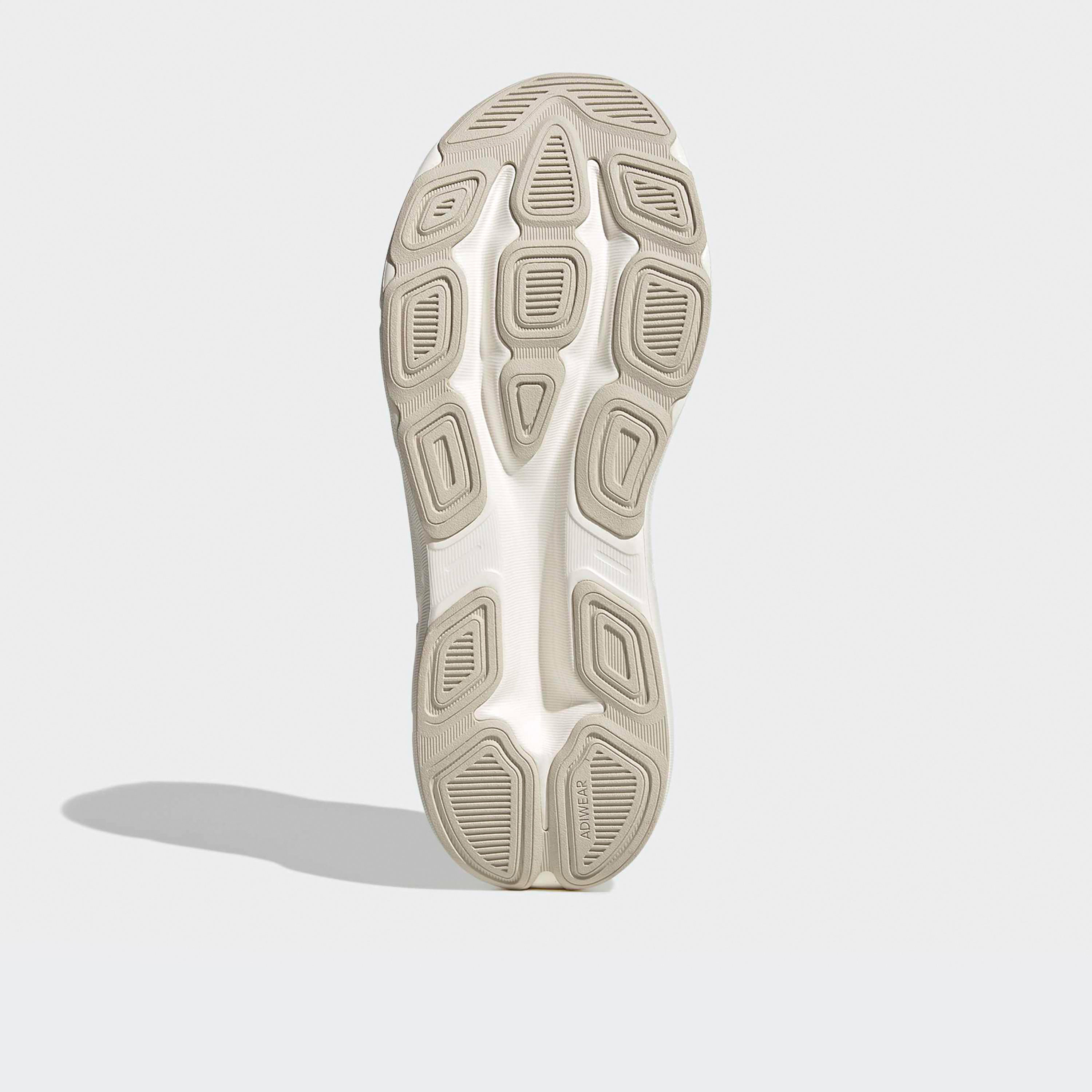 حذاء جري نسائي بأربطة من أديداس - كويستار 4-sports-women-shoes-image-4