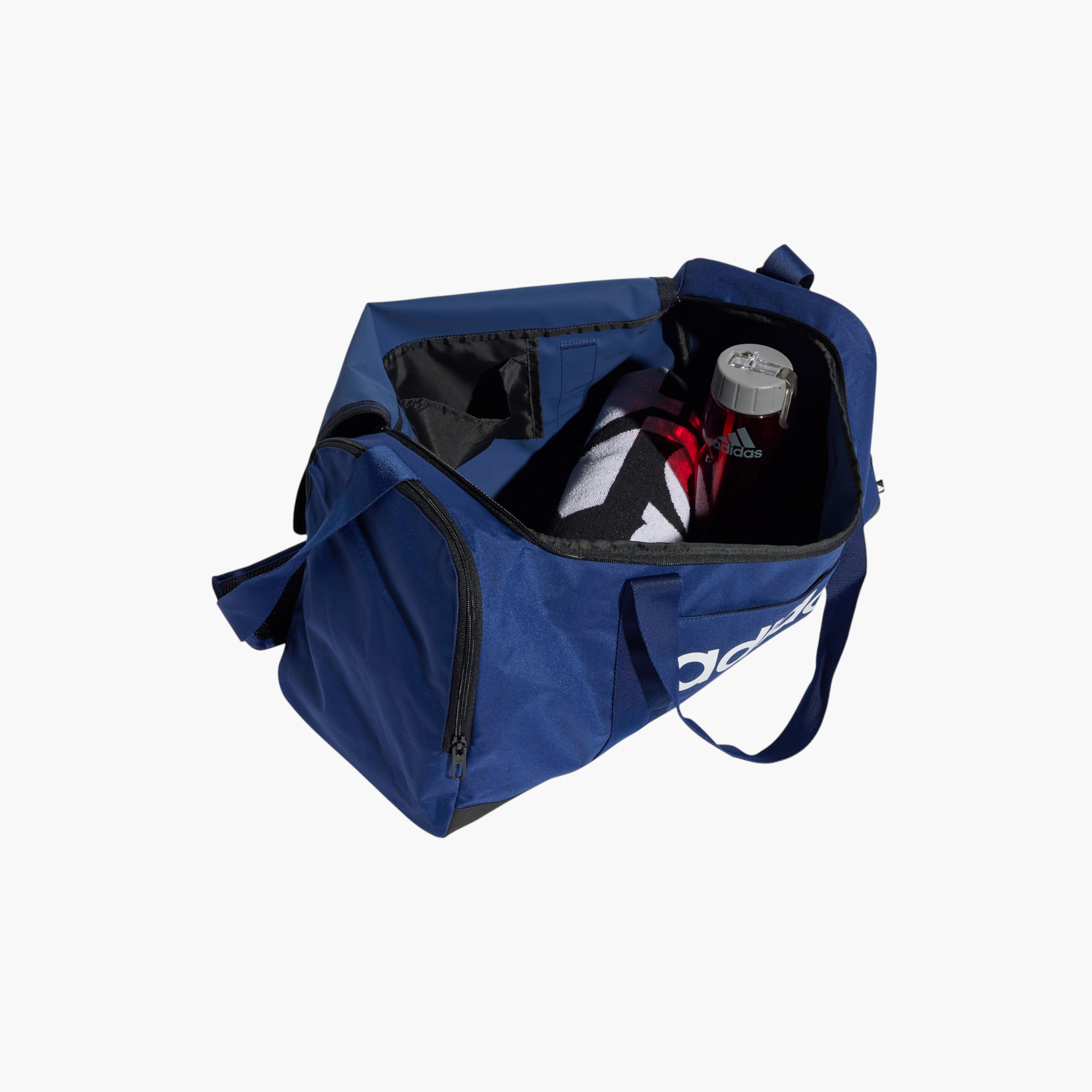 شنطة دافل بطبعات شعار للرجال من أديداس-men-bags-image-4