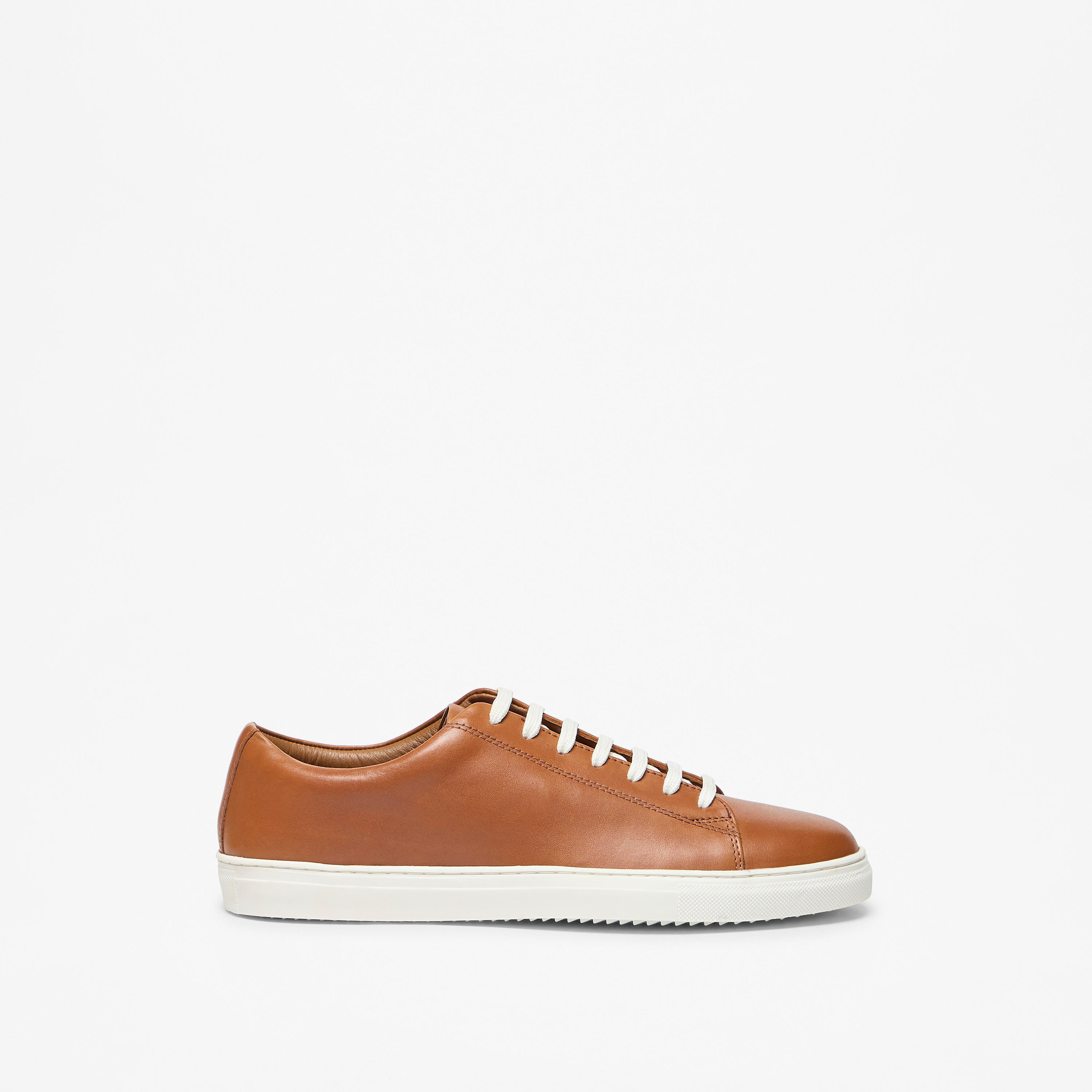 حذاء بروفيشنال سادة برباط إغلاق للنساء من لي كوبر-women-shoes-sneakers-image-3