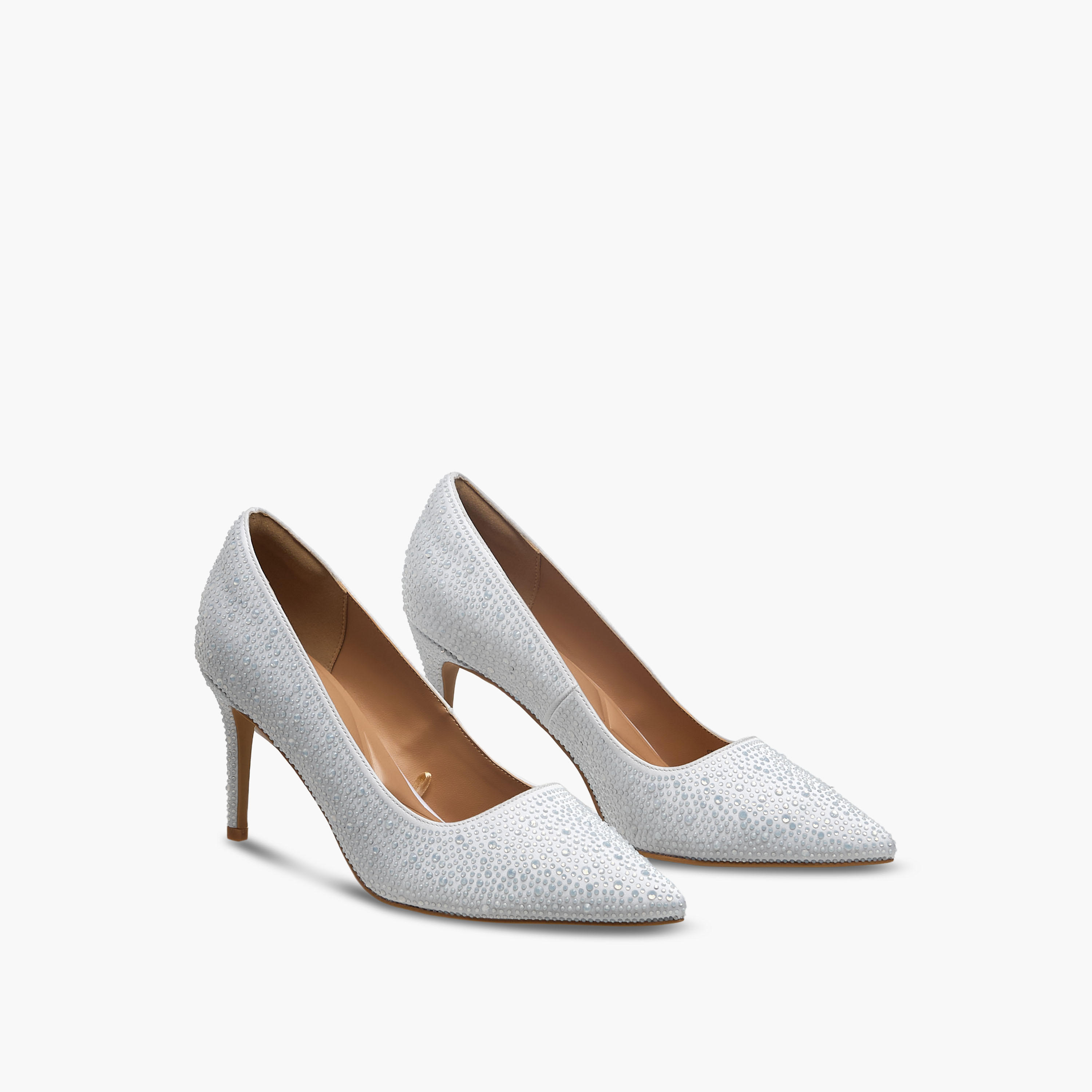 حذاء كلاسيكي بكعب رفيع وتزيينات للنساء من سيليست-women-shoes-heels-image-1