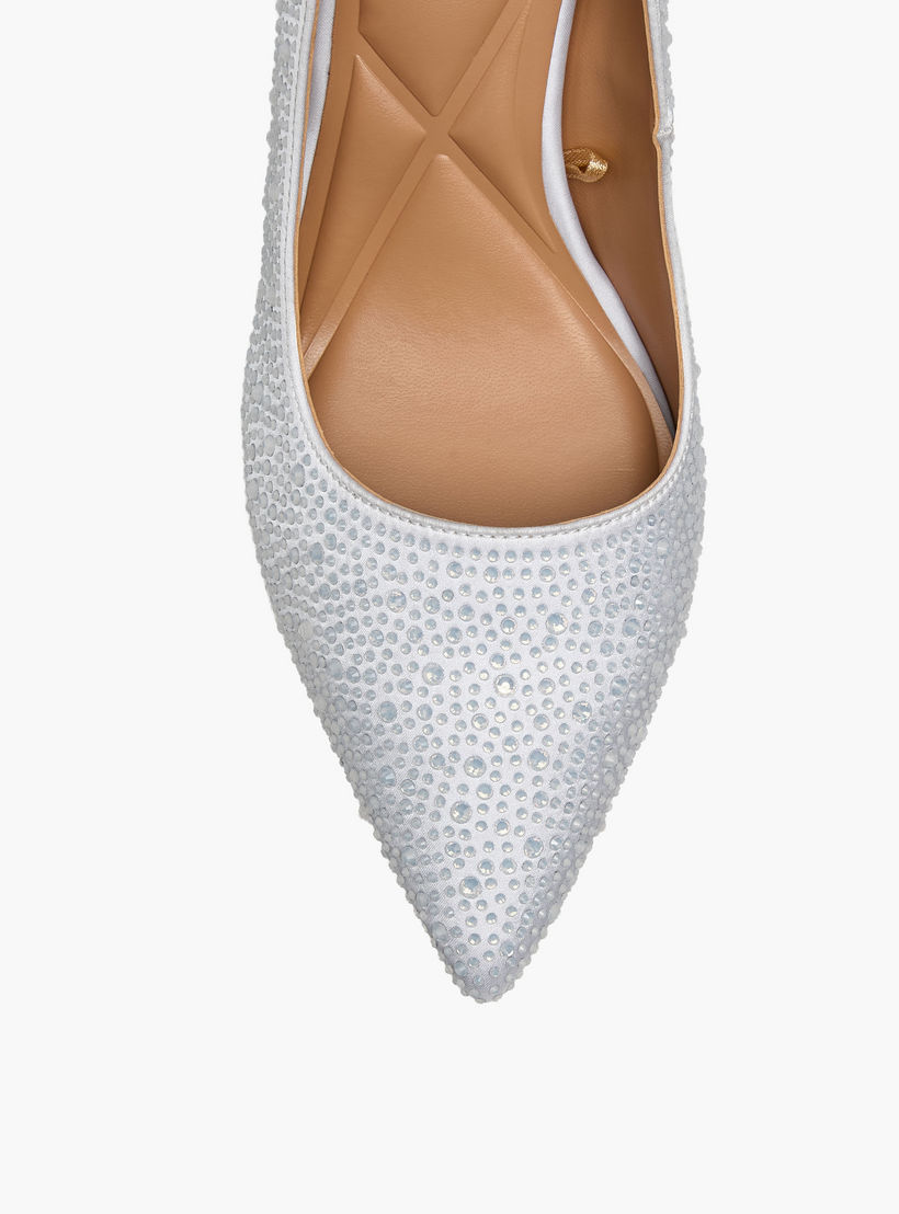 حذاء كلاسيكي بكعب رفيع وتزيينات للنساء من سيليست-women-shoes-heels-image-4