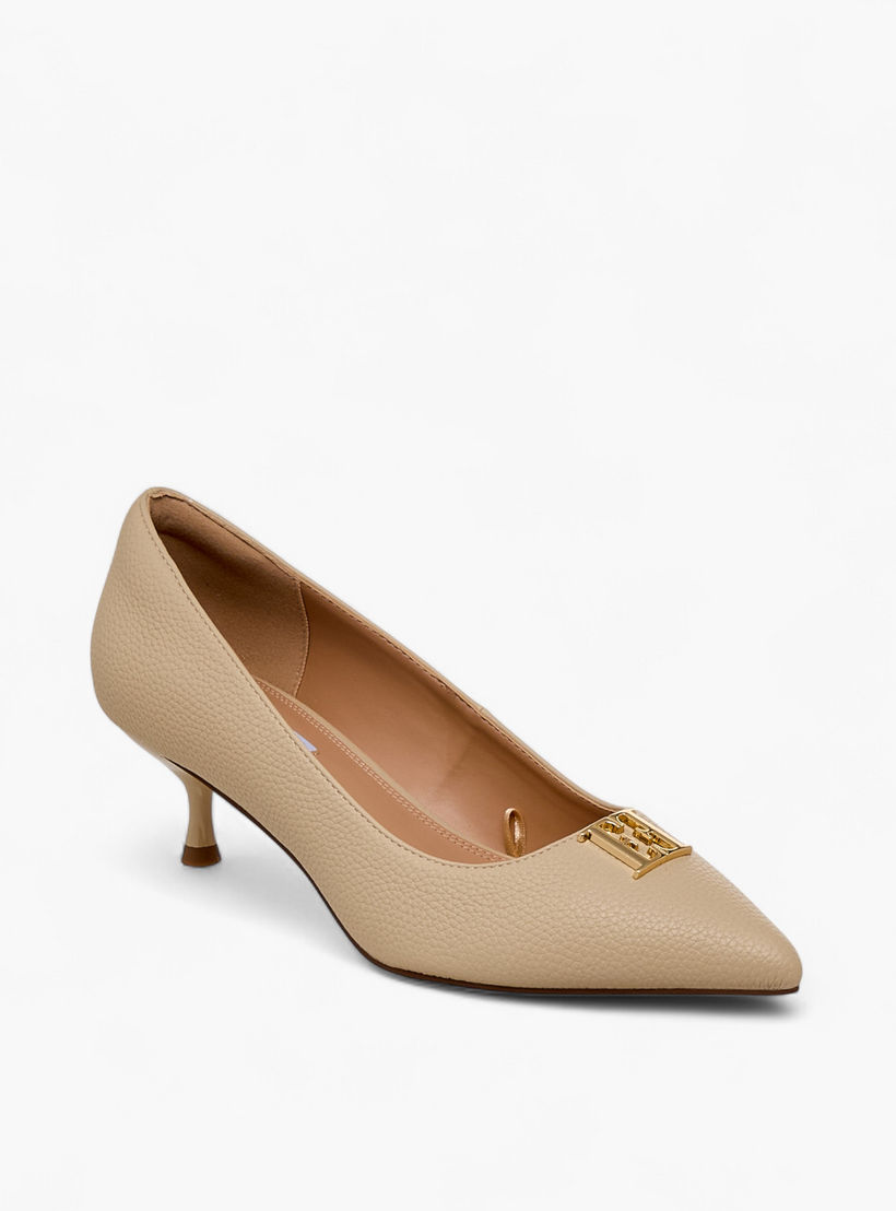 حذاء كلاسيكي بكعب صغير وزينة شعار للنساء من إيل-women-shoes-heels-image-2