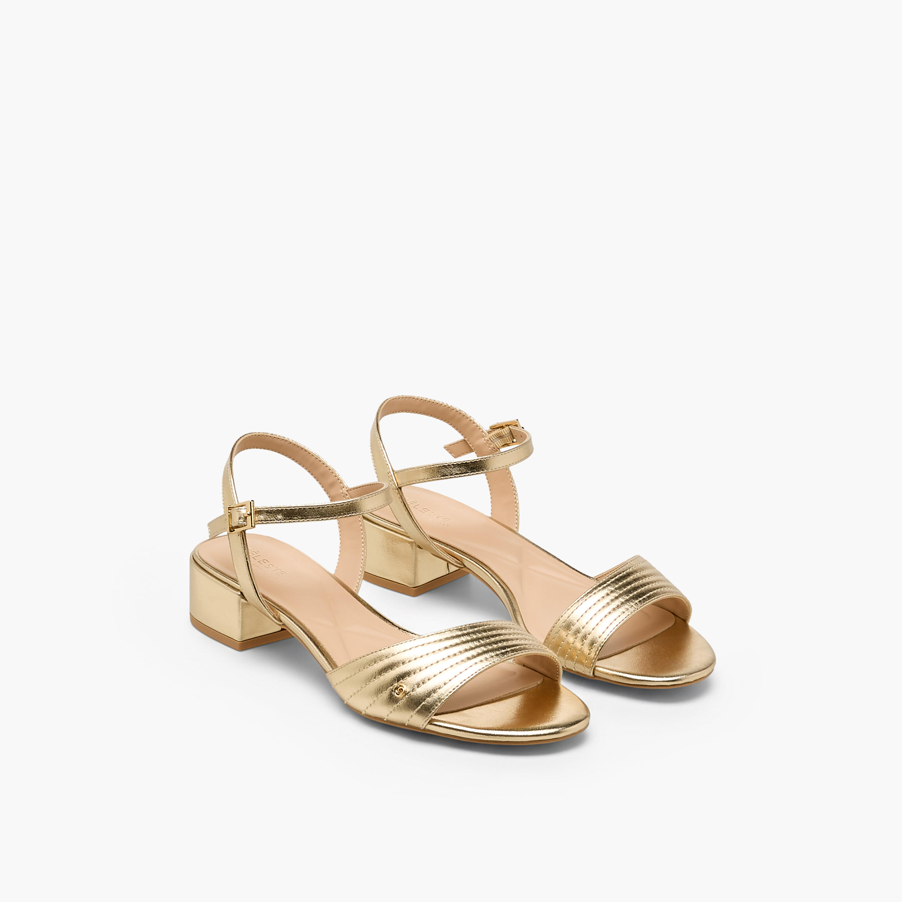 صندل مبطن كعب سميك للنساء من سيليست-women-shoes-sandals-heeled-image-1