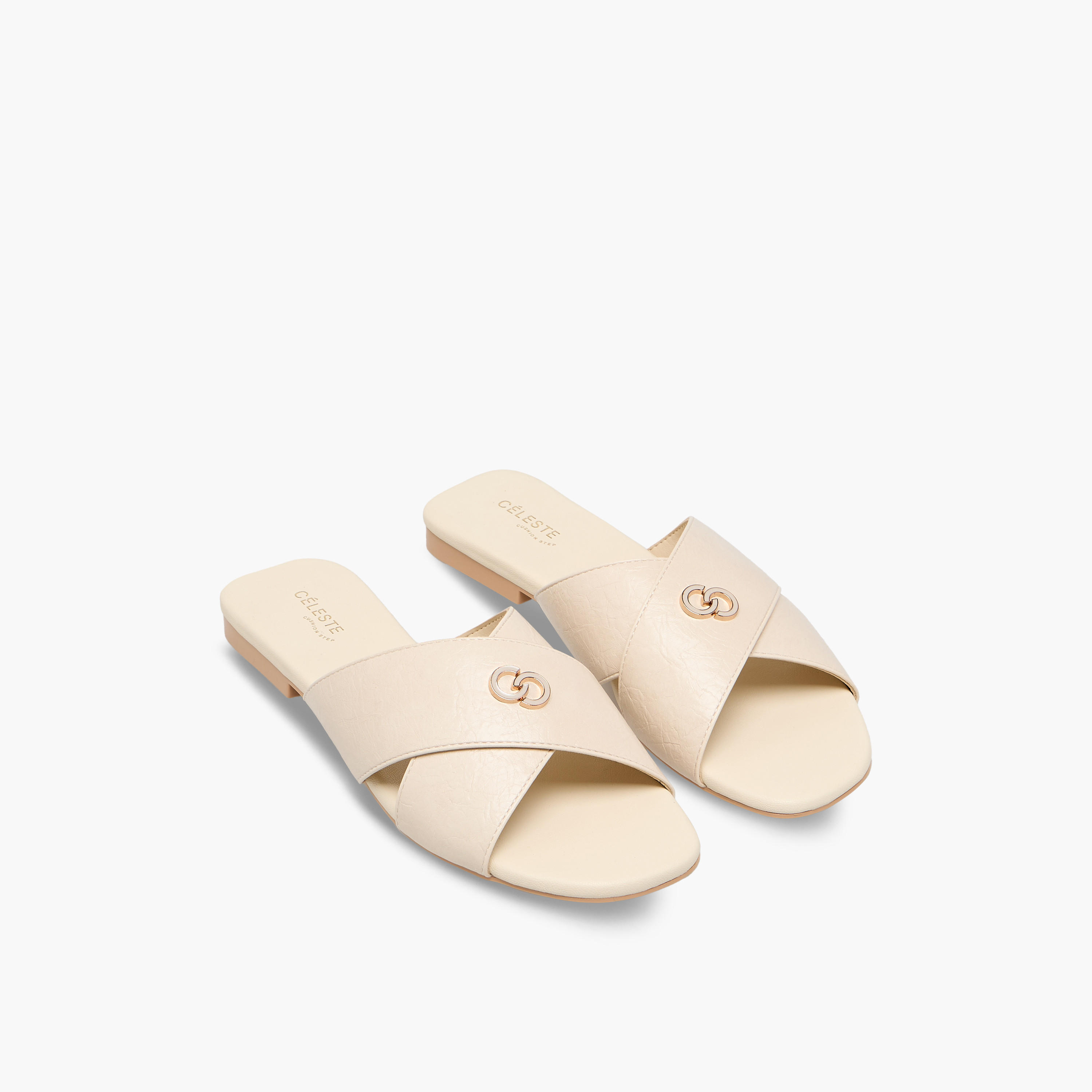شبشب بحزام متقاطع للنساء من سيليست-women-shoes-flats-sandals-image-1