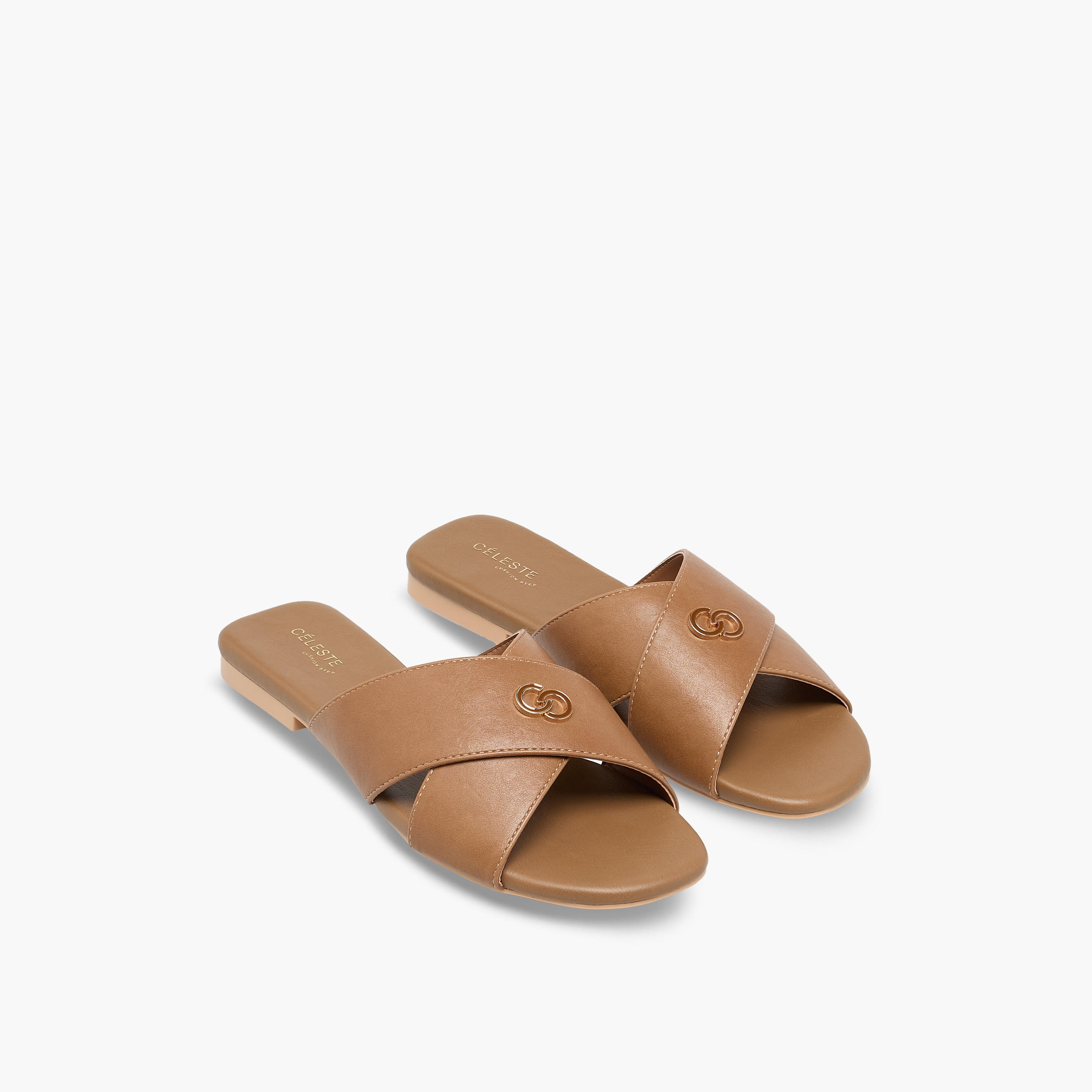 شبشب بحزام متقاطع للنساء من سيليست-women-shoes-flats-sandals-image-1