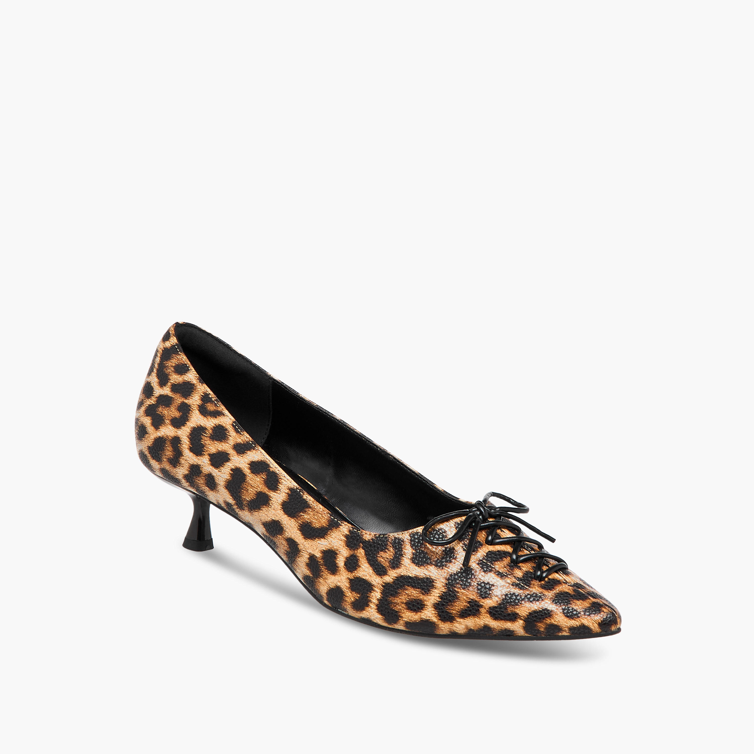 حذاء بومب سهل الارتداء بكعب كيتن للنساء من سيليست-women-shoes-heels-image-2