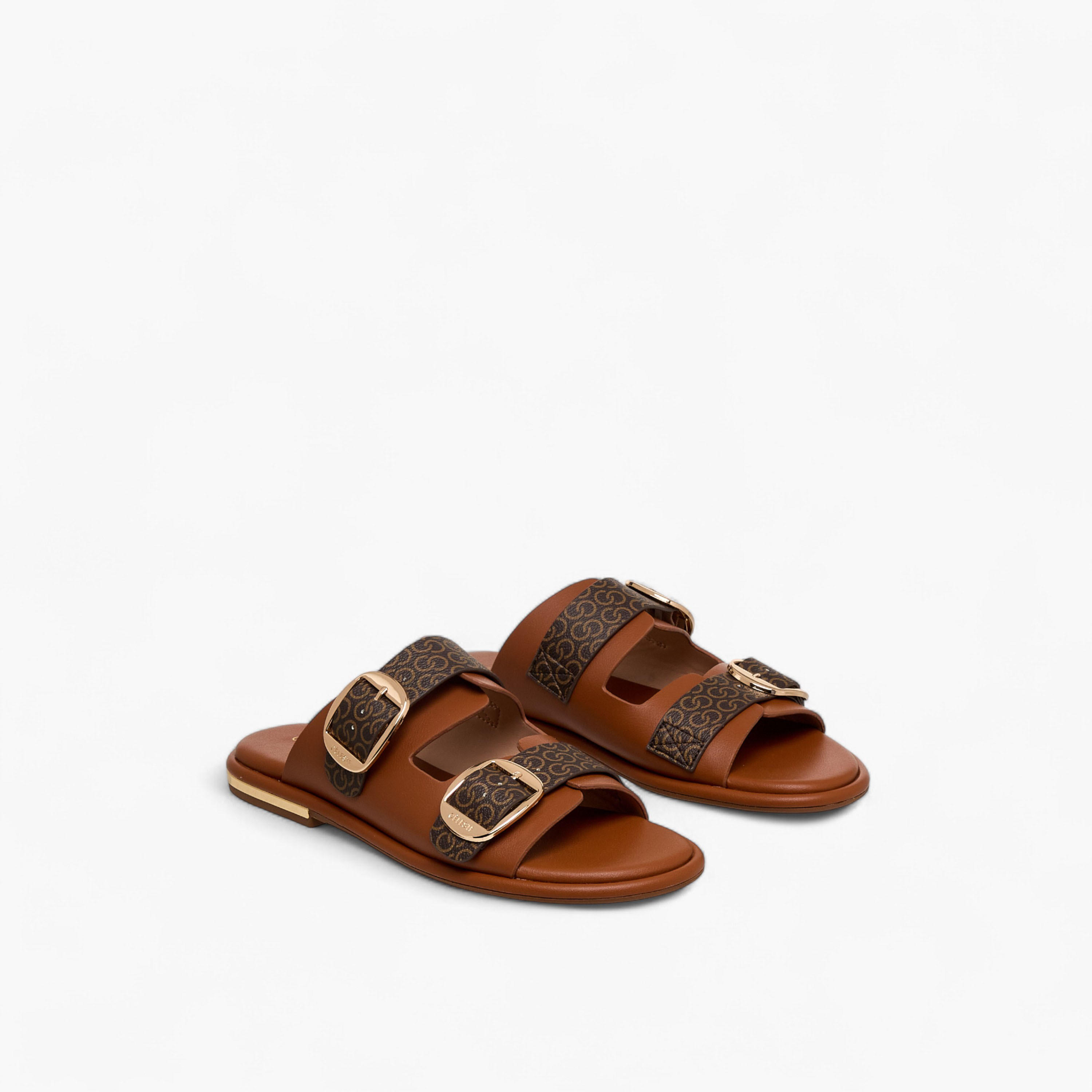 صندل بطبعات مونوجرام للنساء من سيليست-women-shoes-flats-sandals-image-1