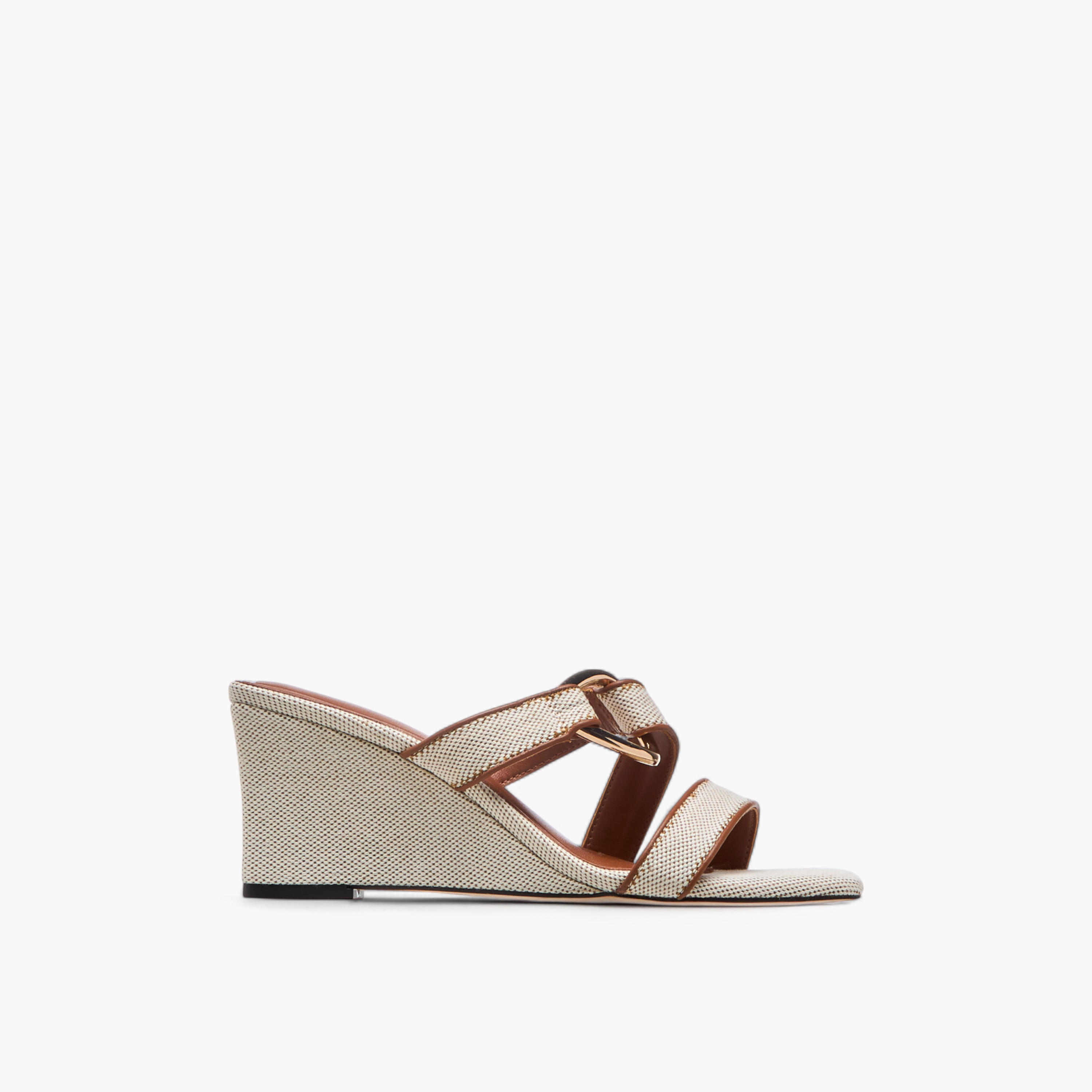 صندل بارز الملمس سهل الارتداء بكعب ويدج للنساء من سيليست-women-shoes-sandals-heeled-image-3