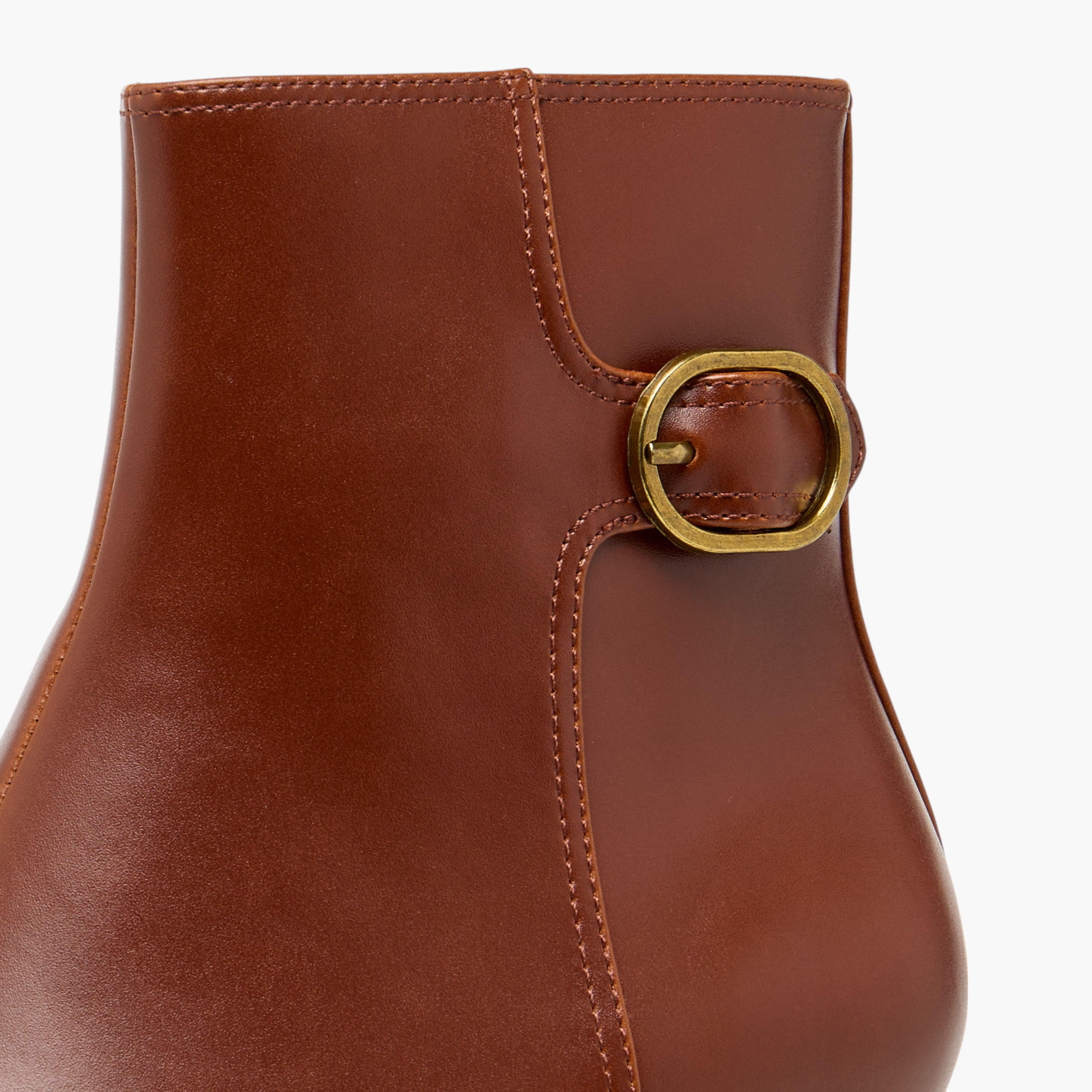 بوت بطول الكاحل وزينة إبزيم وكعب سميك وسحاب إغلاق للنساء من سيليست-women-shoes-boots-image-4