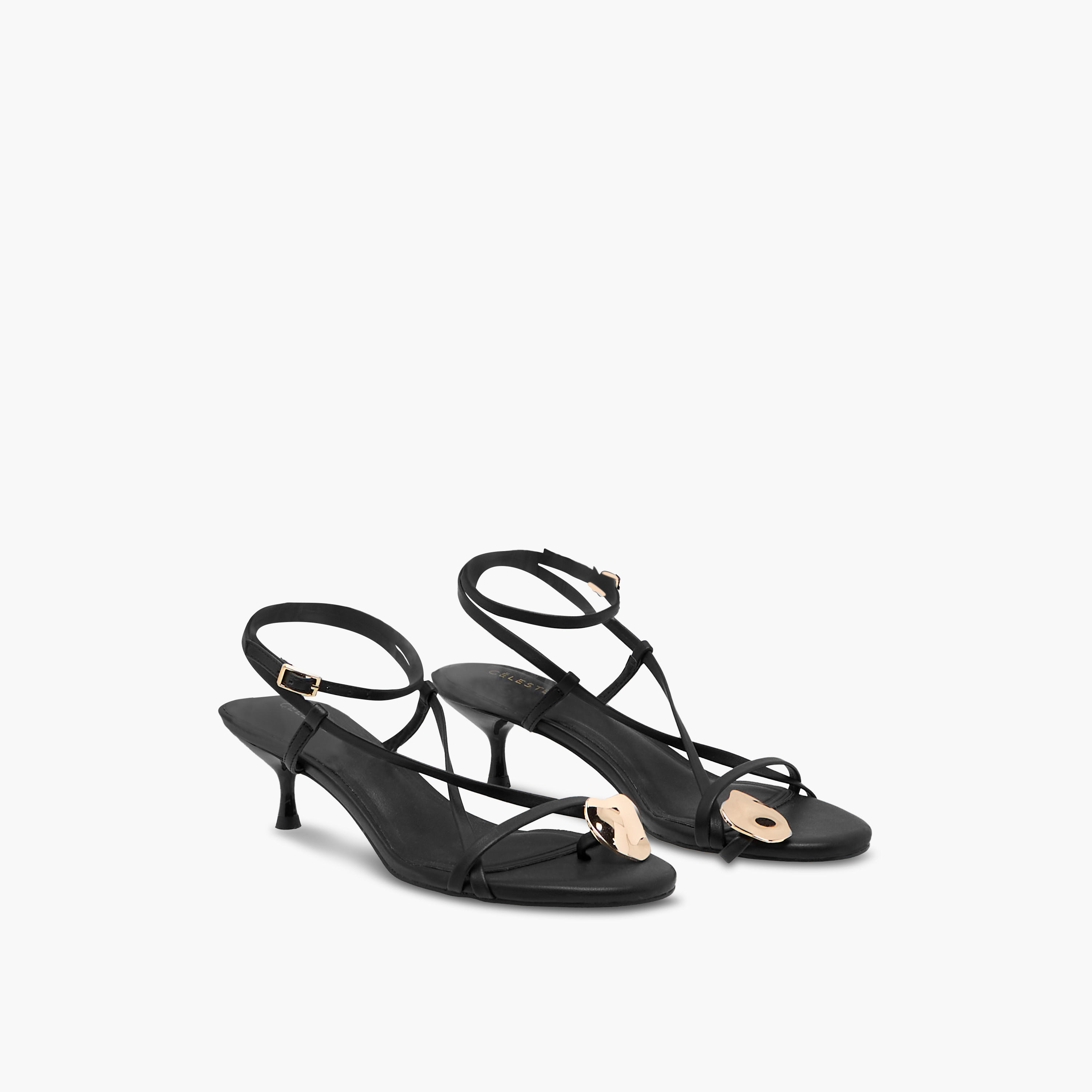 صندل سادة بكعب صغير وإبزيم إغلاق وحزام خلفي للنساء من سيليست-women-shoes-sandals-heeled-image-1