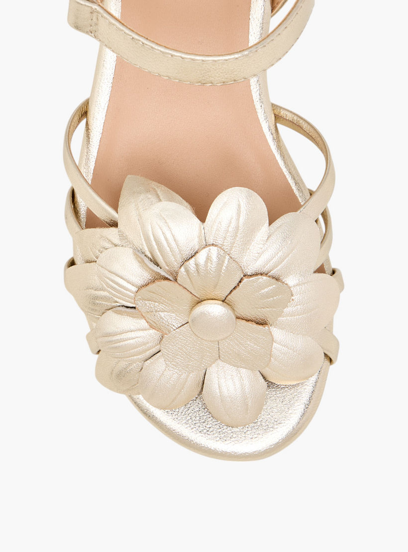 صندل بكعب سميك وشريط إغلاق لاصق وتزيينات زهرية للبنات من بابلوسكي-girls-shoes-sandals-image-4