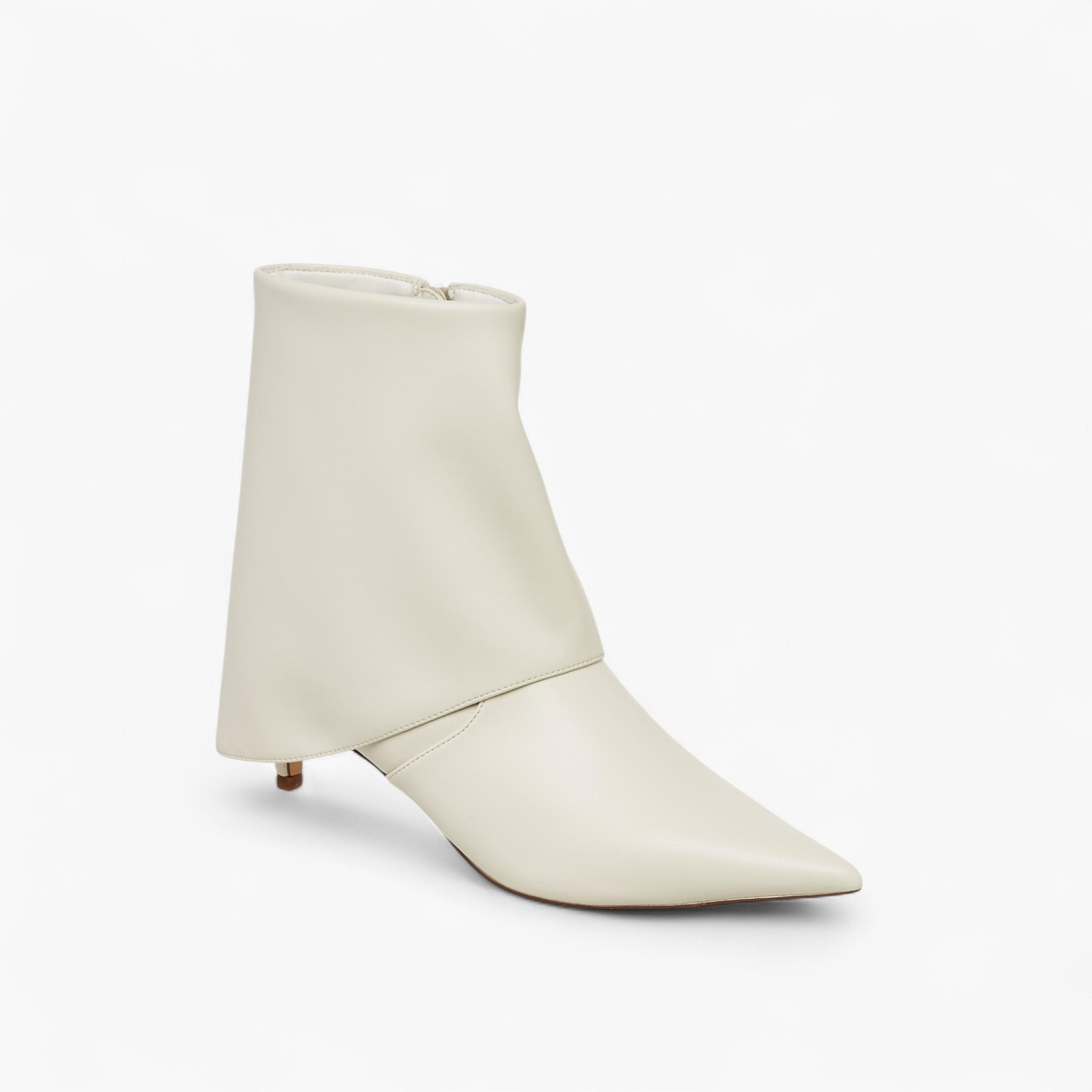 بوت كاحل سادة بسحاب إغلاق وكعب صغير للنساء من سيليست-women-shoes-boots-image-2