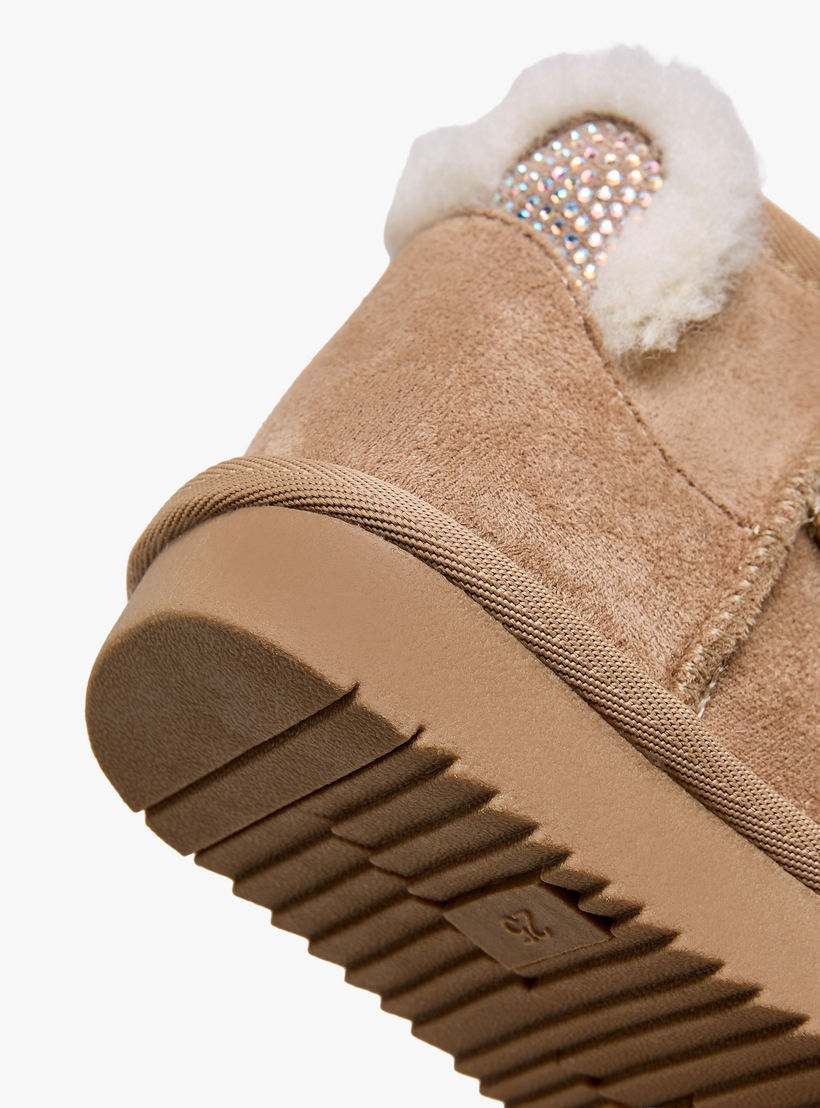 بوت بطول االكاحل وزينة فرو للفتيات من جونيورز-girls-shoes-boots-image-6