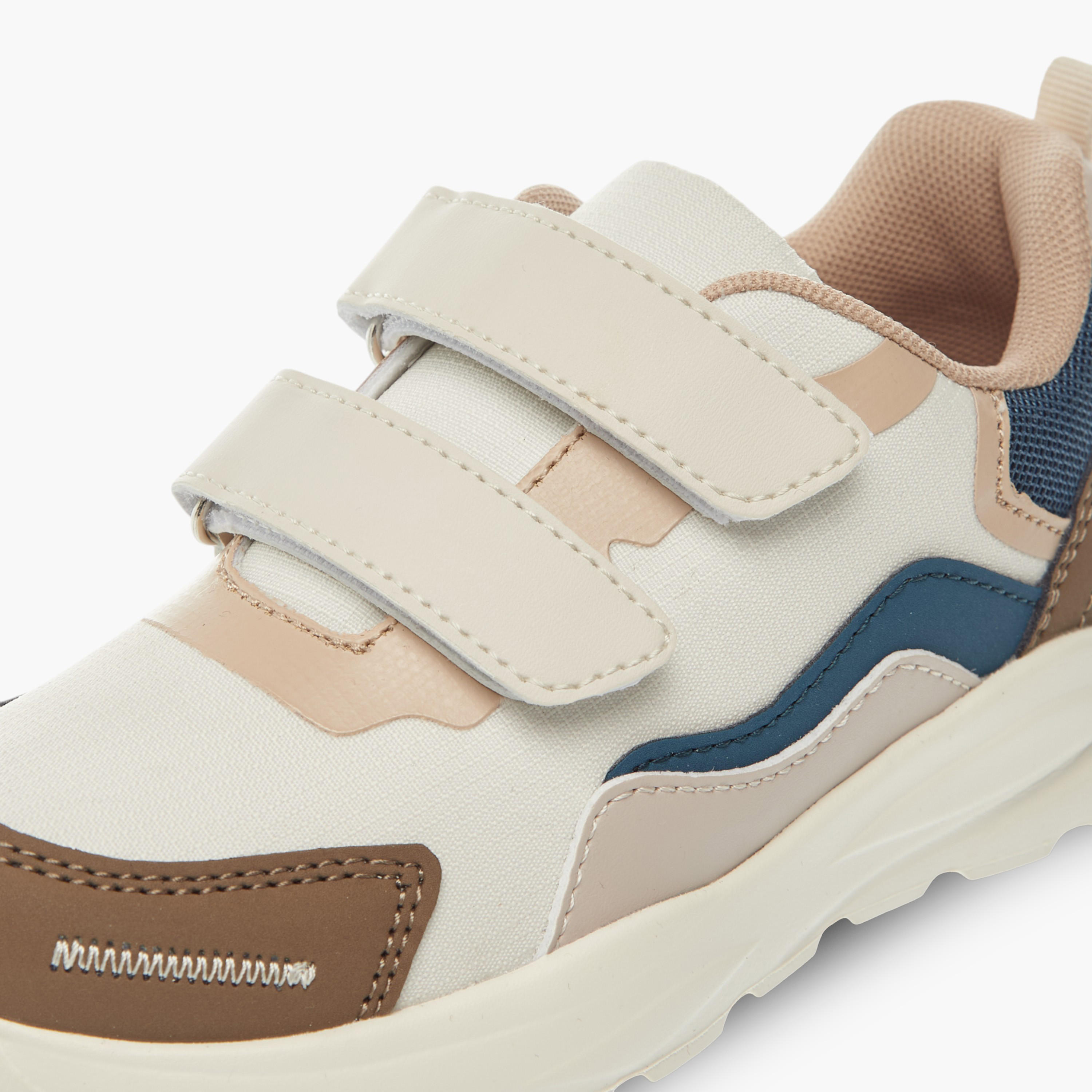 LBL by Shoexpress Colourblock Sneakers with Hook and Loop Closure-boys-shoes-sneakers-image-4