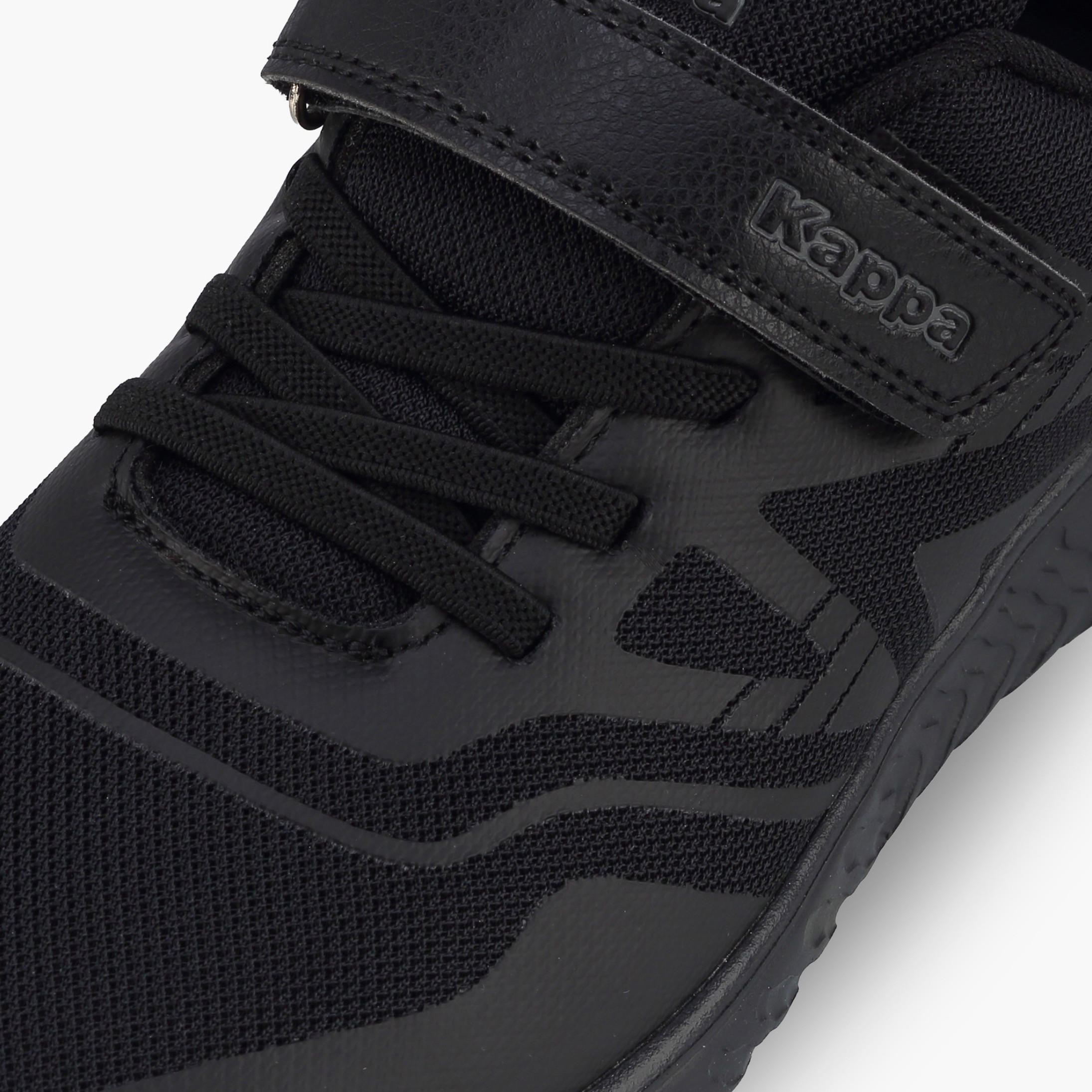 حذاء رياضي بطبعة شعار وشريط إغلاق لاصق للأولاد من كابا-sports-boys-shoes-image-4