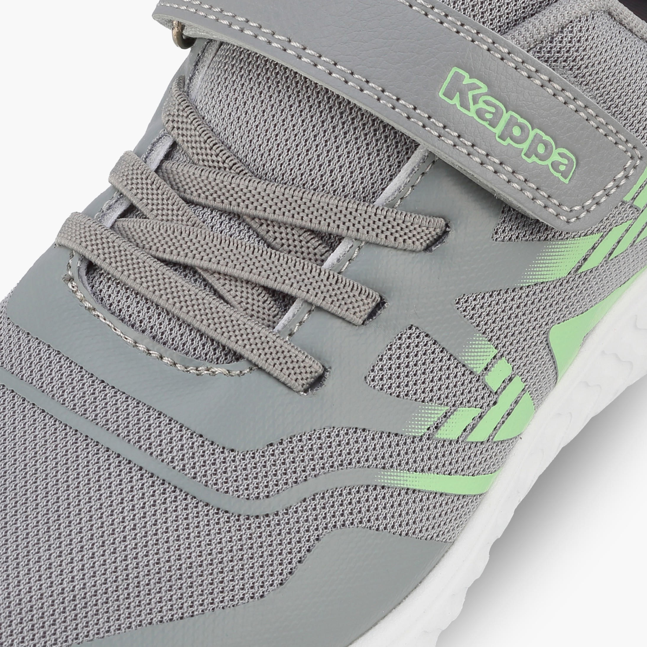 حذاء رياضي بطبعة شعار وشريط إغلاق لاصق للأولاد من كابا-sports-boys-shoes-image-4