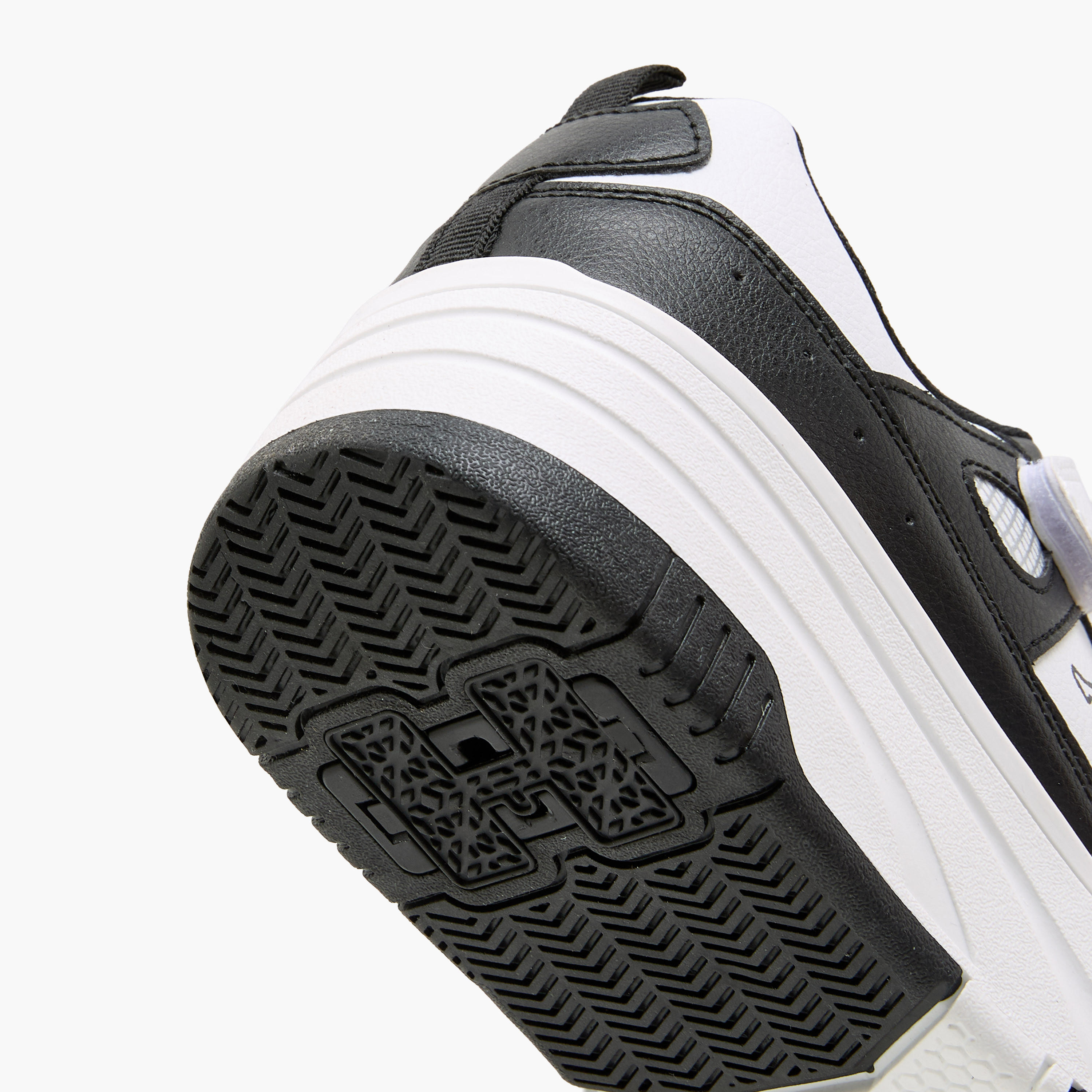حذاء رياضي بشريط إغلاق لاصق للأولاد من كابا-boys-shoes-sports-image-6