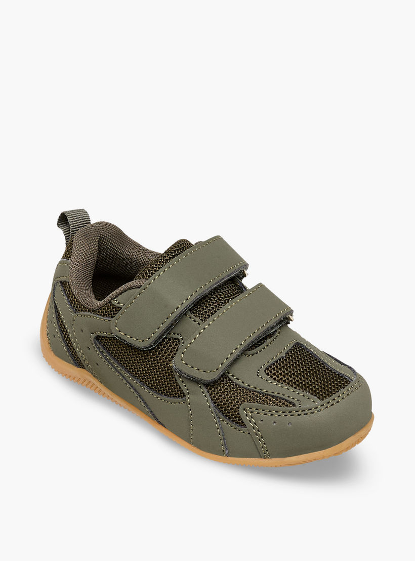 حذاء سنيكرز بشريط إغلاق لاصق للأولاد من إل بي إل من شو إكسبريس-boys-shoes-sneakers-image-2