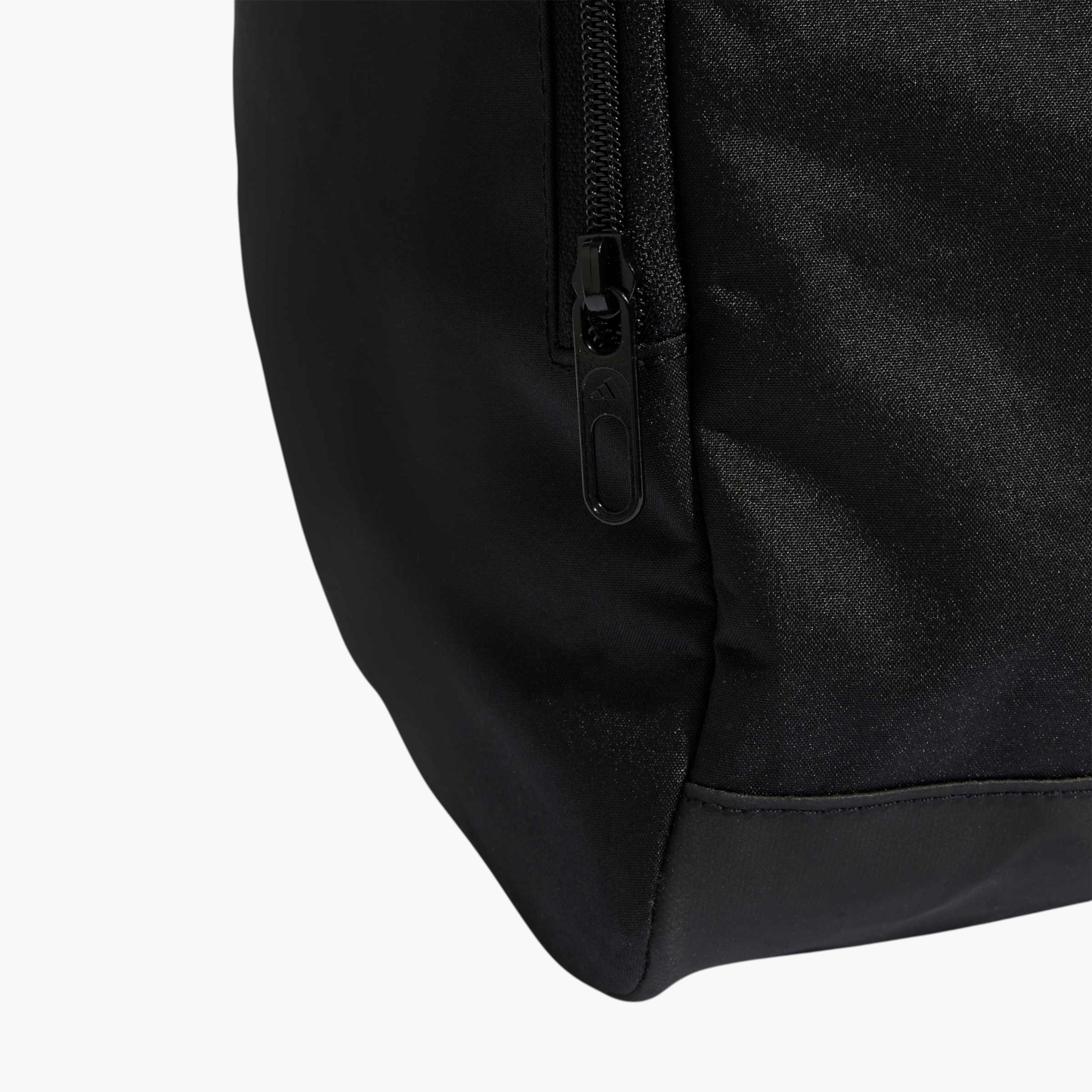شنطة دافل بطبعات شعار للرجال من أديداس-men-bags-image-5