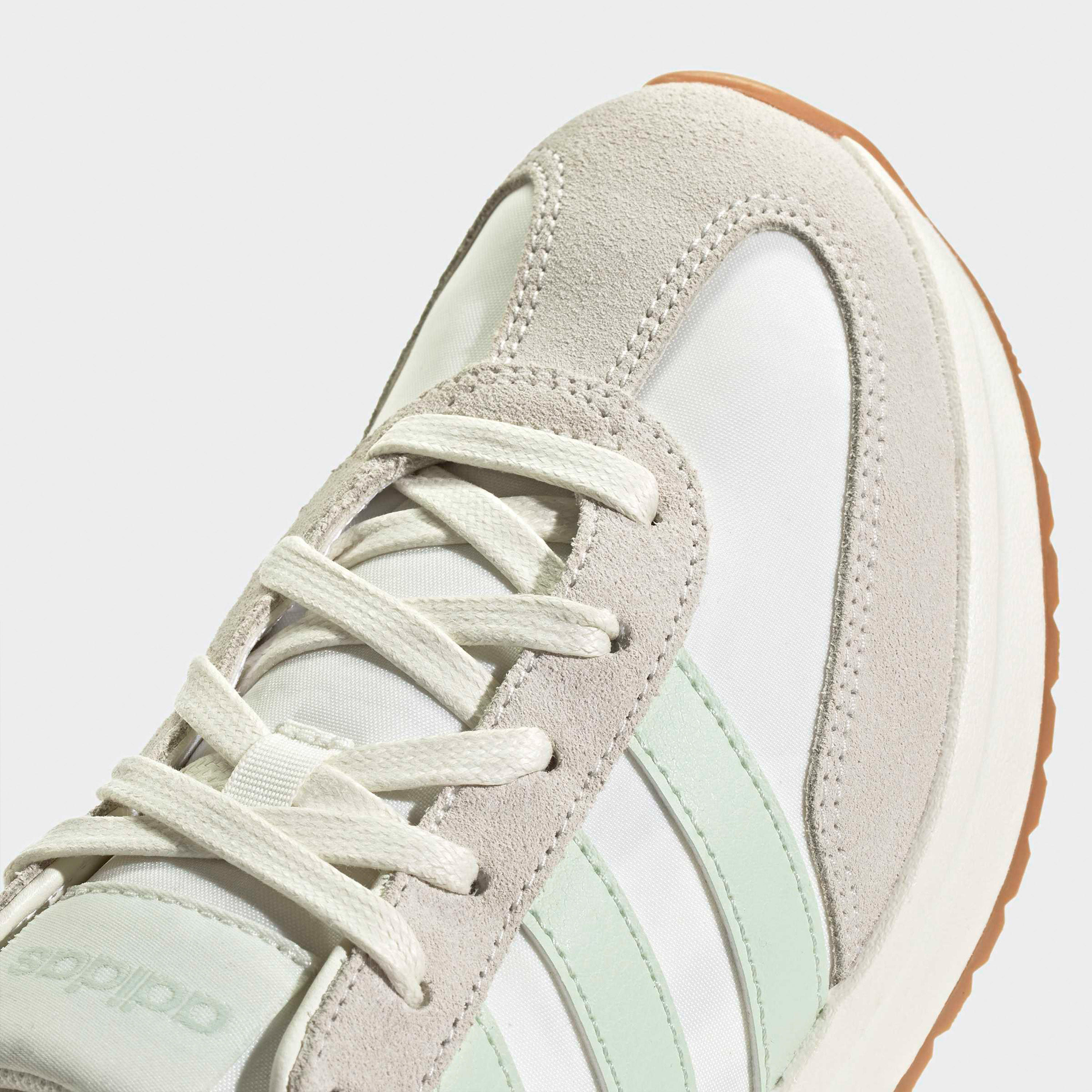 حذاء سنيكرز ران سيفنتيز 2.0 برباط إغلاق للنساء من أديداس-sports-women-shoes-image-7