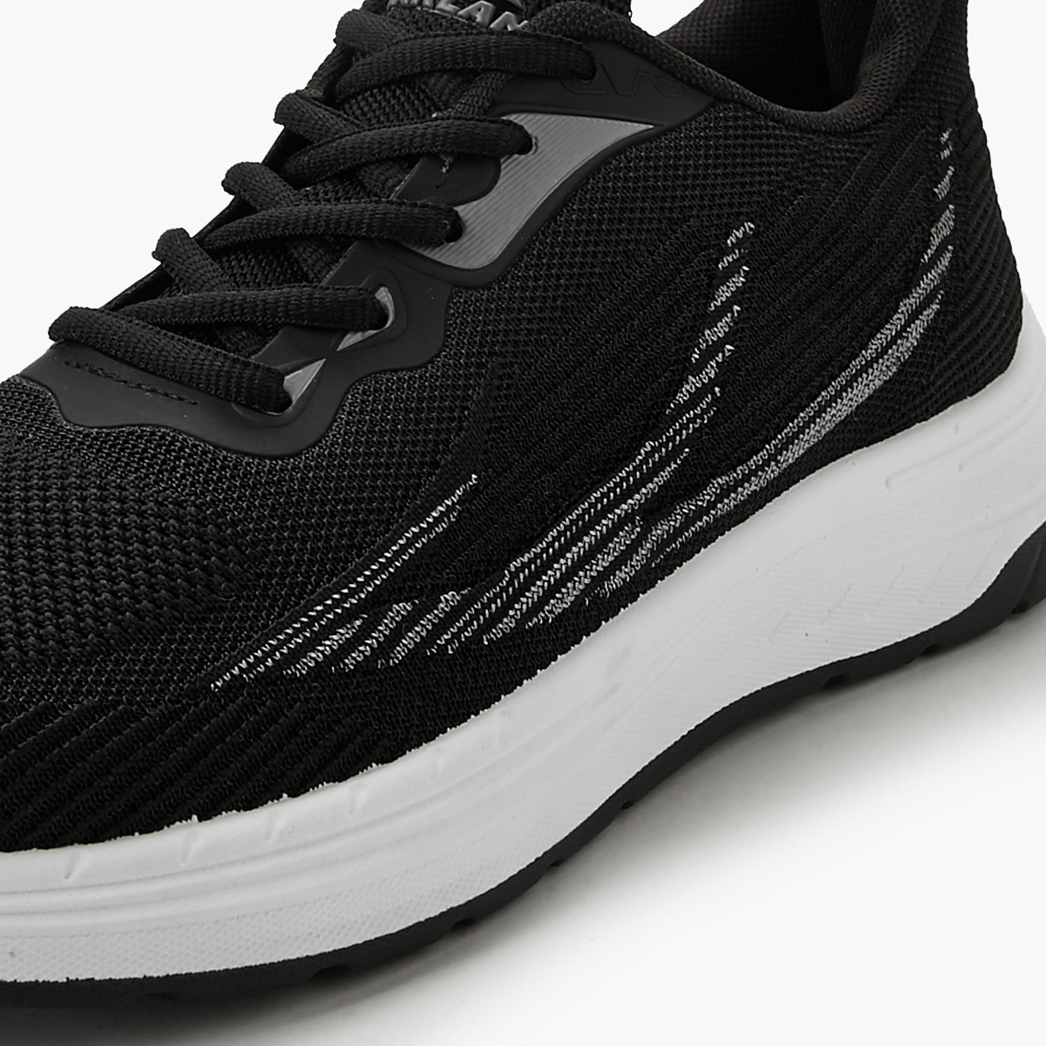 حذاء رياضي برباط إغلاق للرجال من أوكلان من شو إكسبريس-men-shoes-sports-image-4